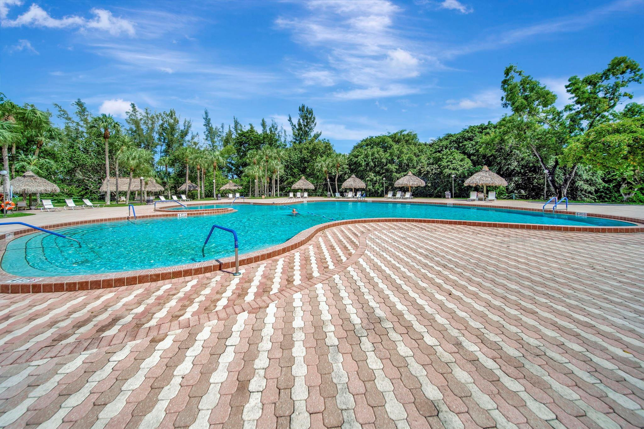 HOLIDAY SPRINGS VILLAGE 2 CONDO - Residential