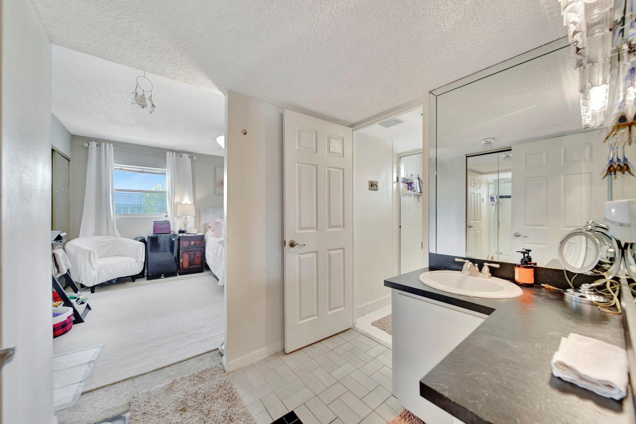 HOLIDAY SPRINGS VILLAGE 2 CONDO - Residential