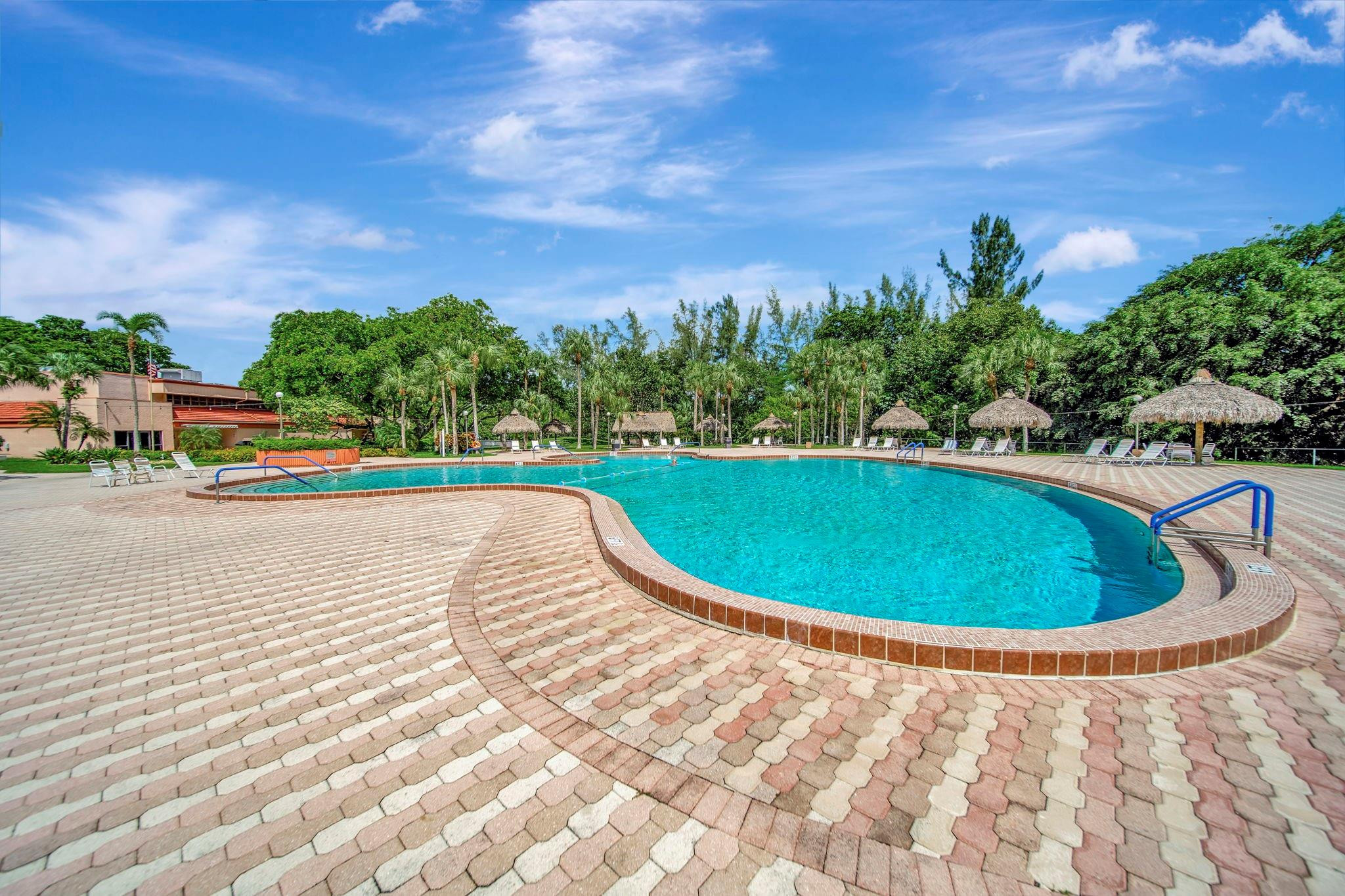 HOLIDAY SPRINGS VILLAGE 2 CONDO - Residential