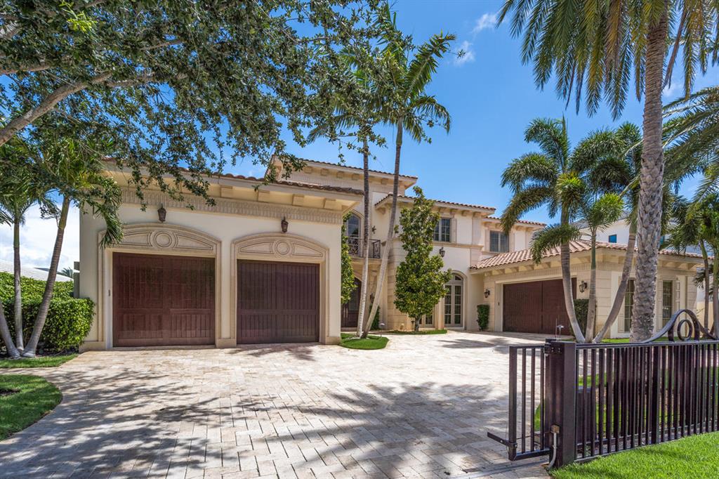 ROYAL PALM YACHT & COUNTRY CLUB - Residential