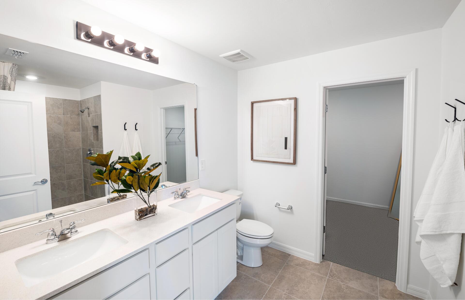 WHISPERING LAKES PHASE 2 - Residential