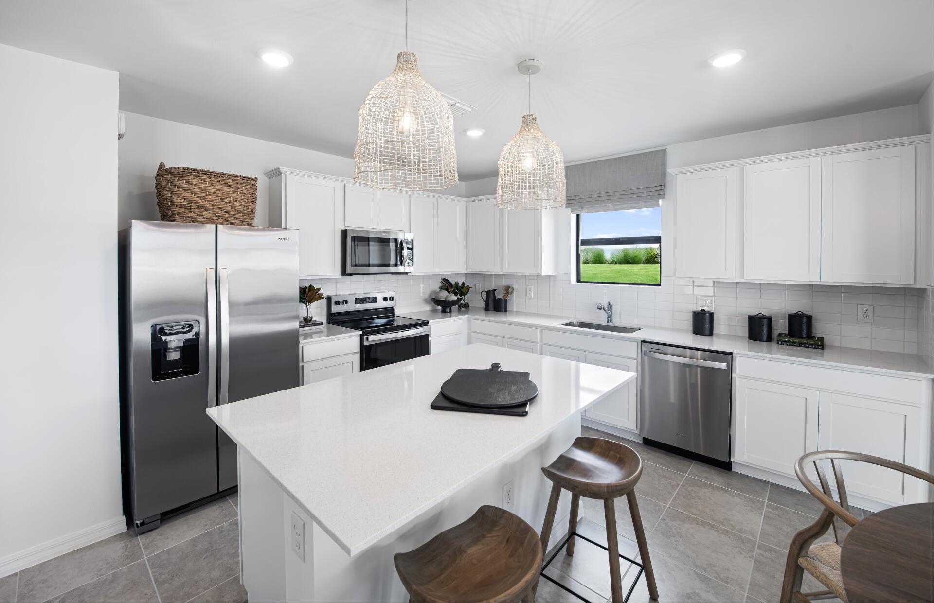 WHISPERING LAKES PHASE 2 - Residential