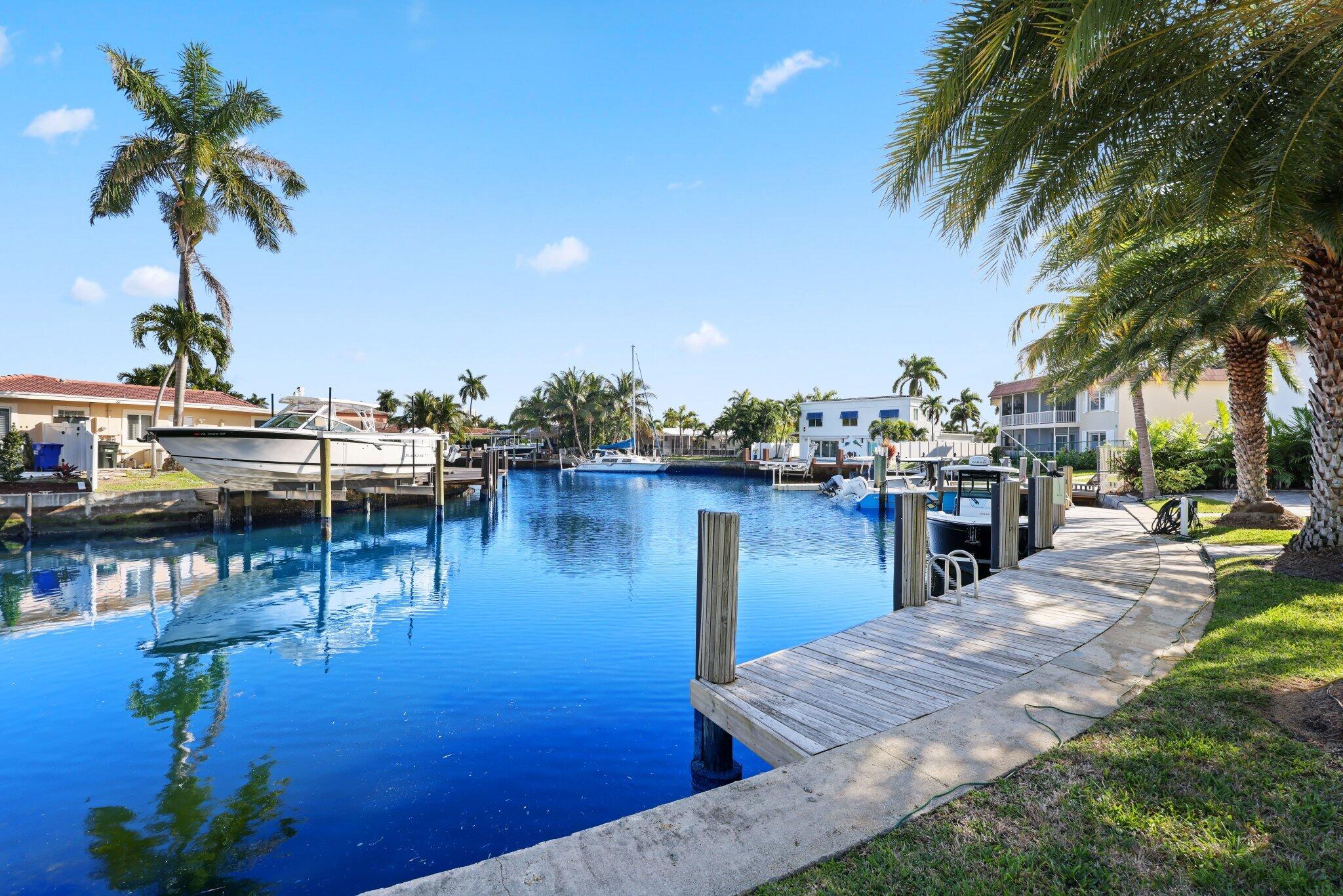 SANTA BARBARA SHORES REPLAT - Residential Income