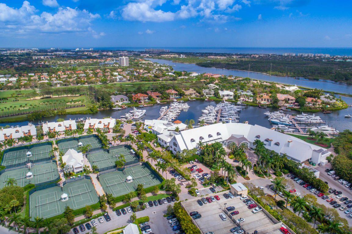 ADMIRALS COVE - Residential