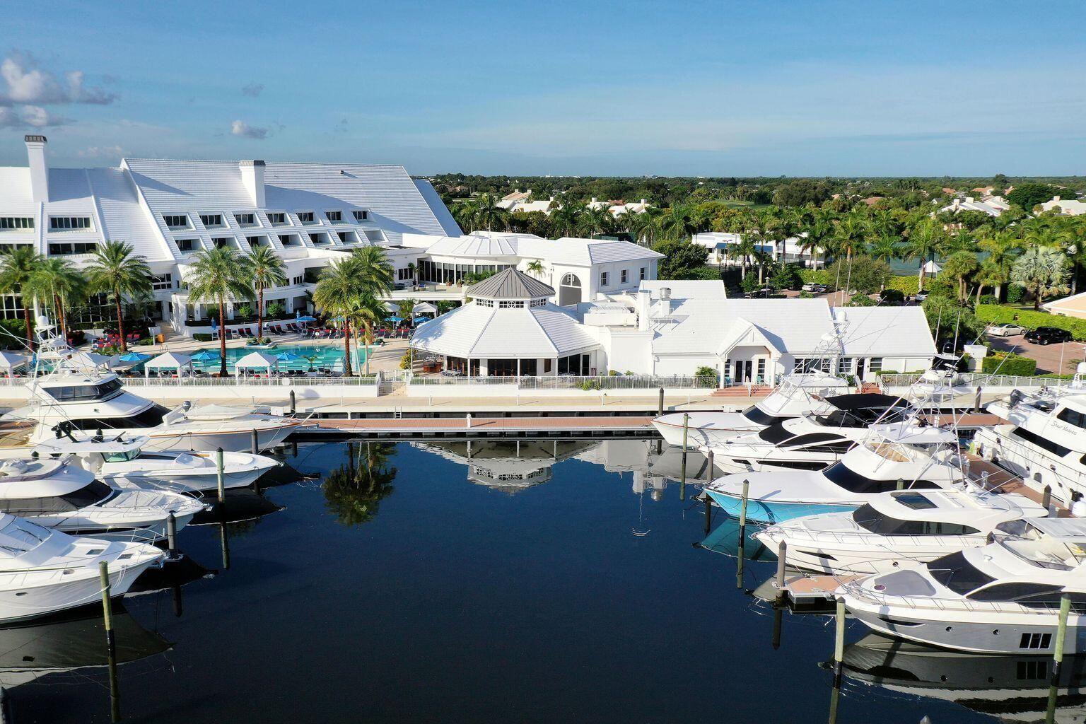 ADMIRALS COVE - Residential