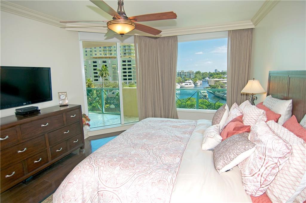 LAS OLAS GRAND - Residential