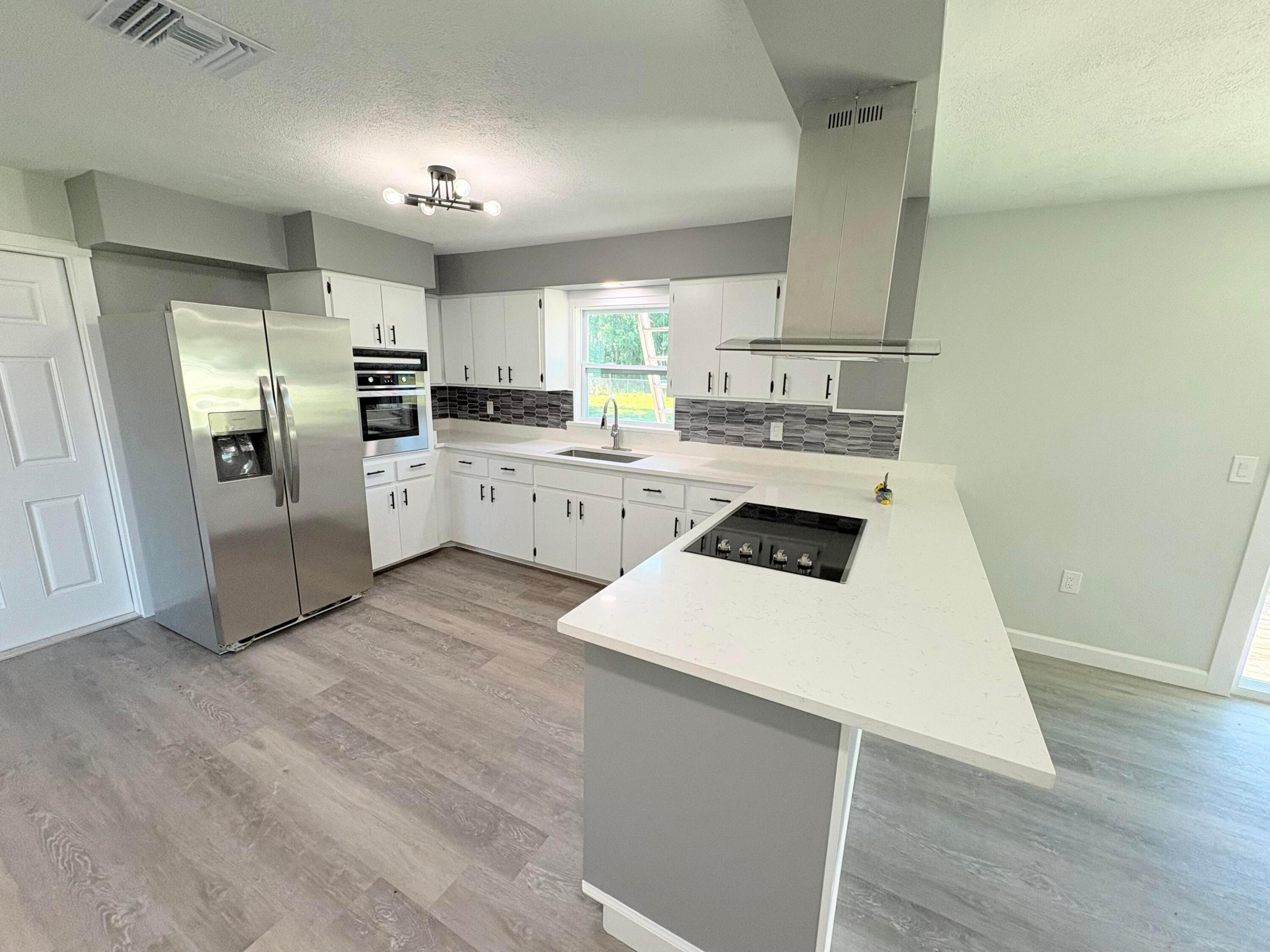 TAYLOR CREEK ISLES SECTION TWO - Residential