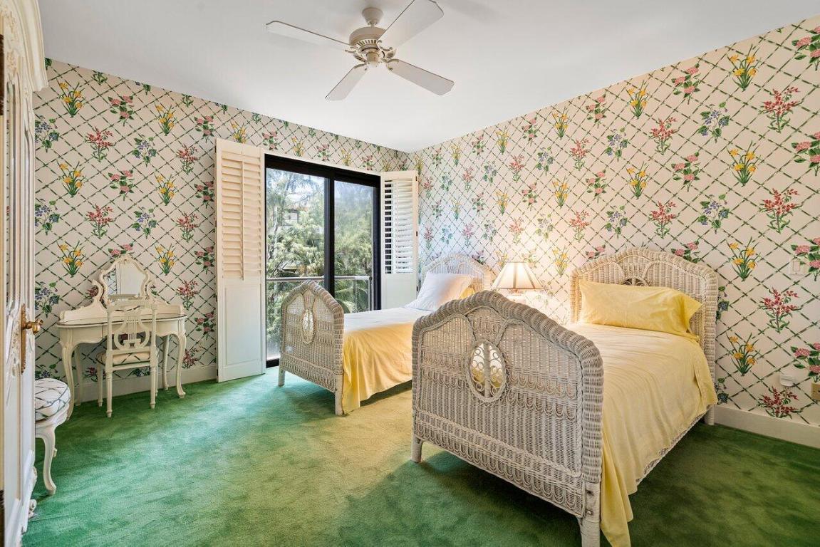 TWO NORTH BREAKERS ROW CONDO - Residential