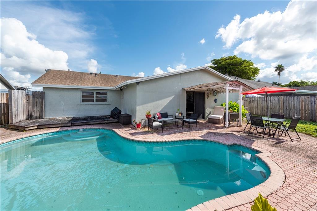 Sunrise Golf Village - Residential