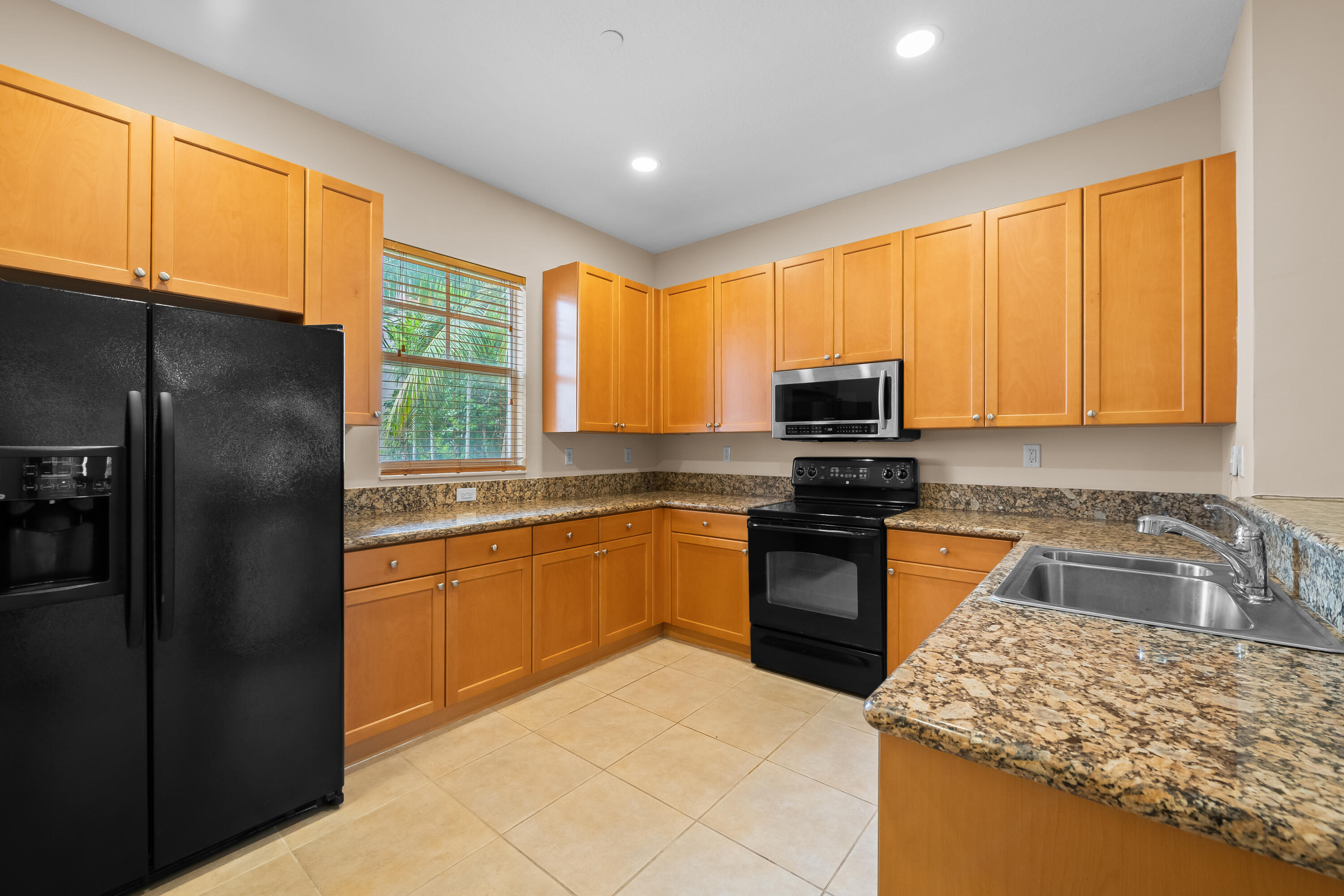 VILLA MEDICI CONDO - Residential