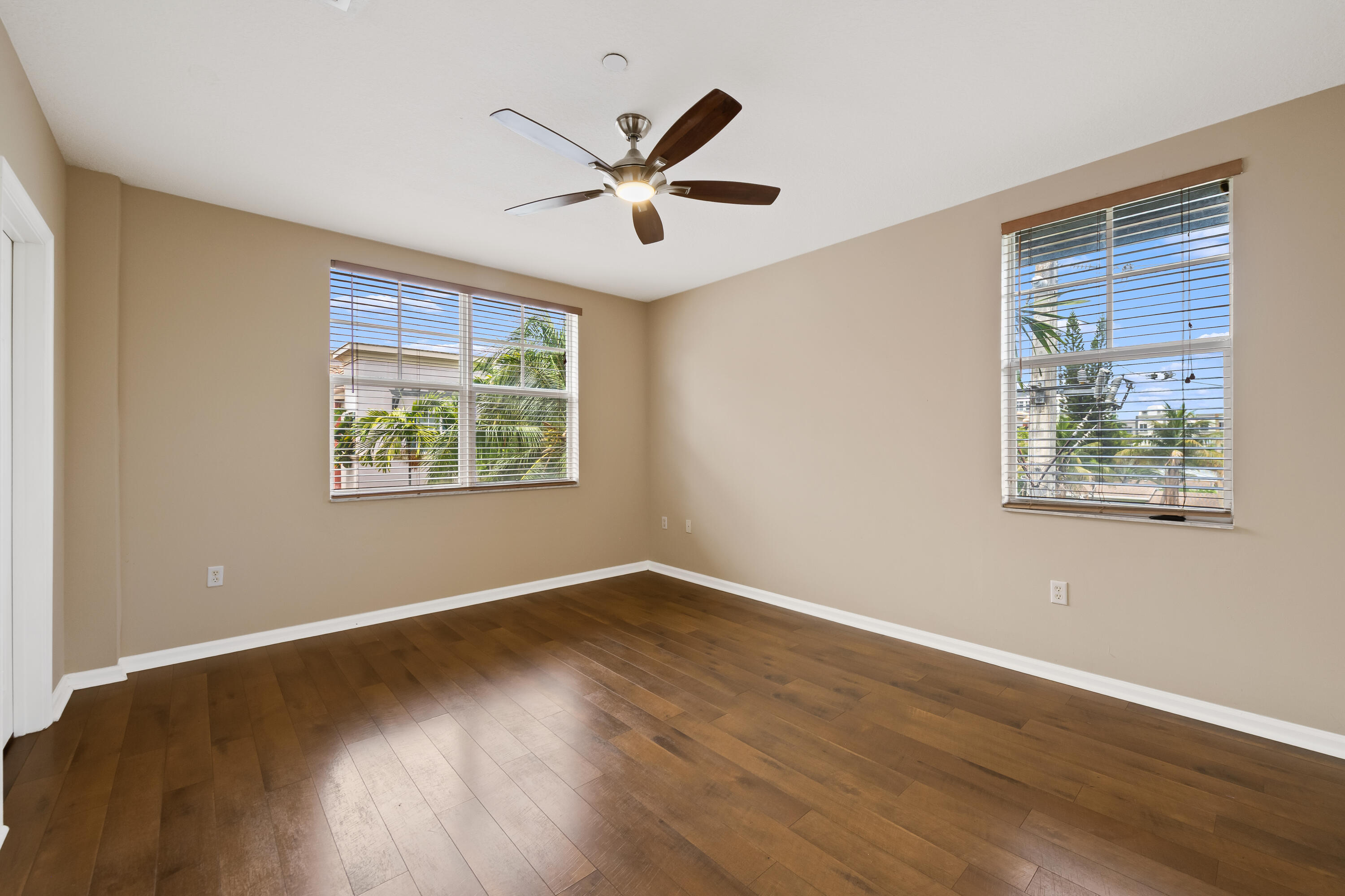 VILLA MEDICI CONDO - Residential