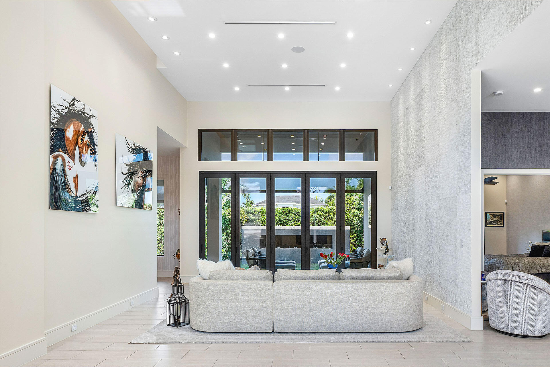 ROYAL PALM YACHT & COUNTRY CLUB - Residential