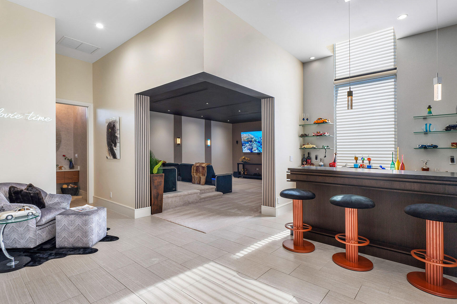 ROYAL PALM YACHT & COUNTRY CLUB - Residential