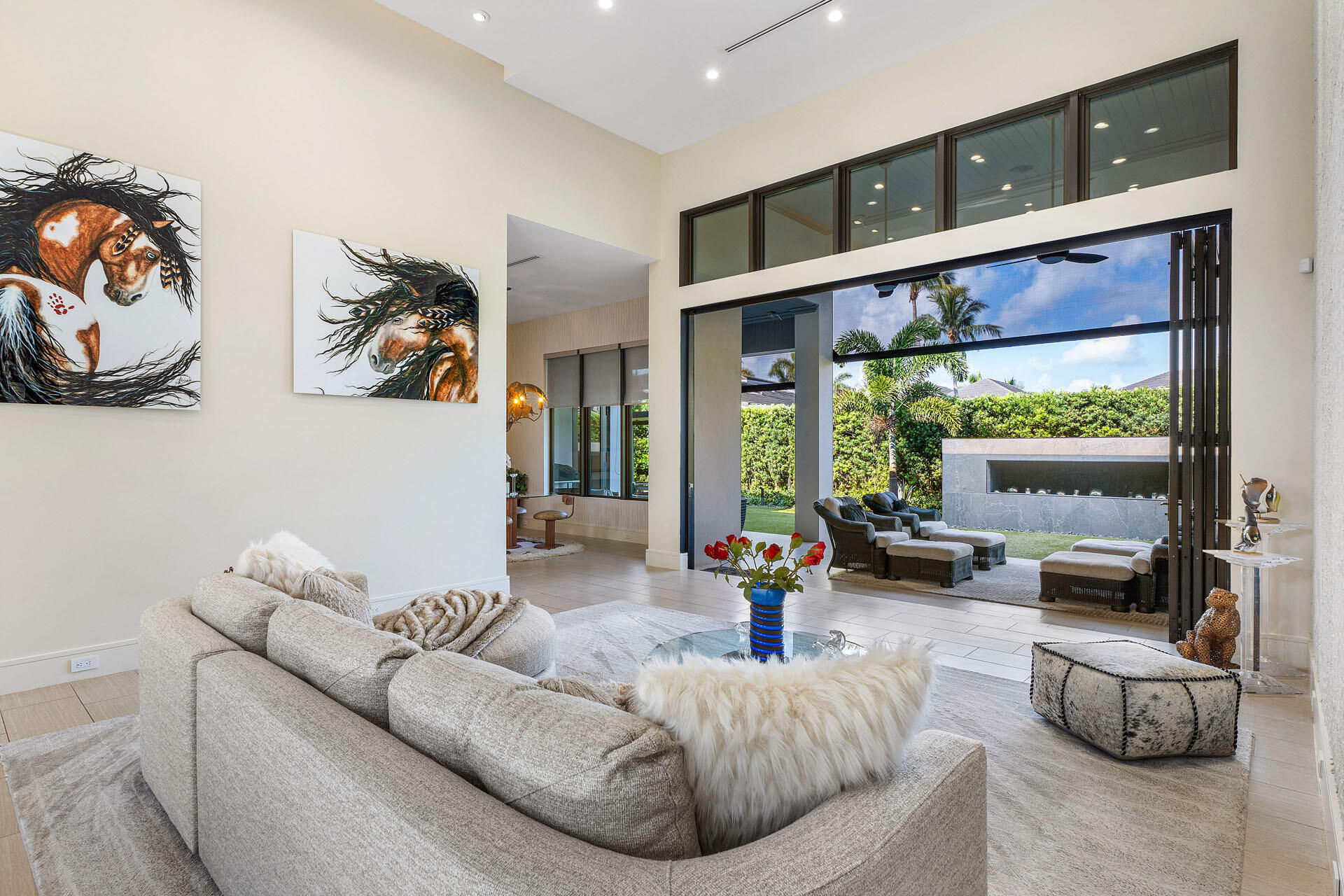 ROYAL PALM YACHT & COUNTRY CLUB - Residential