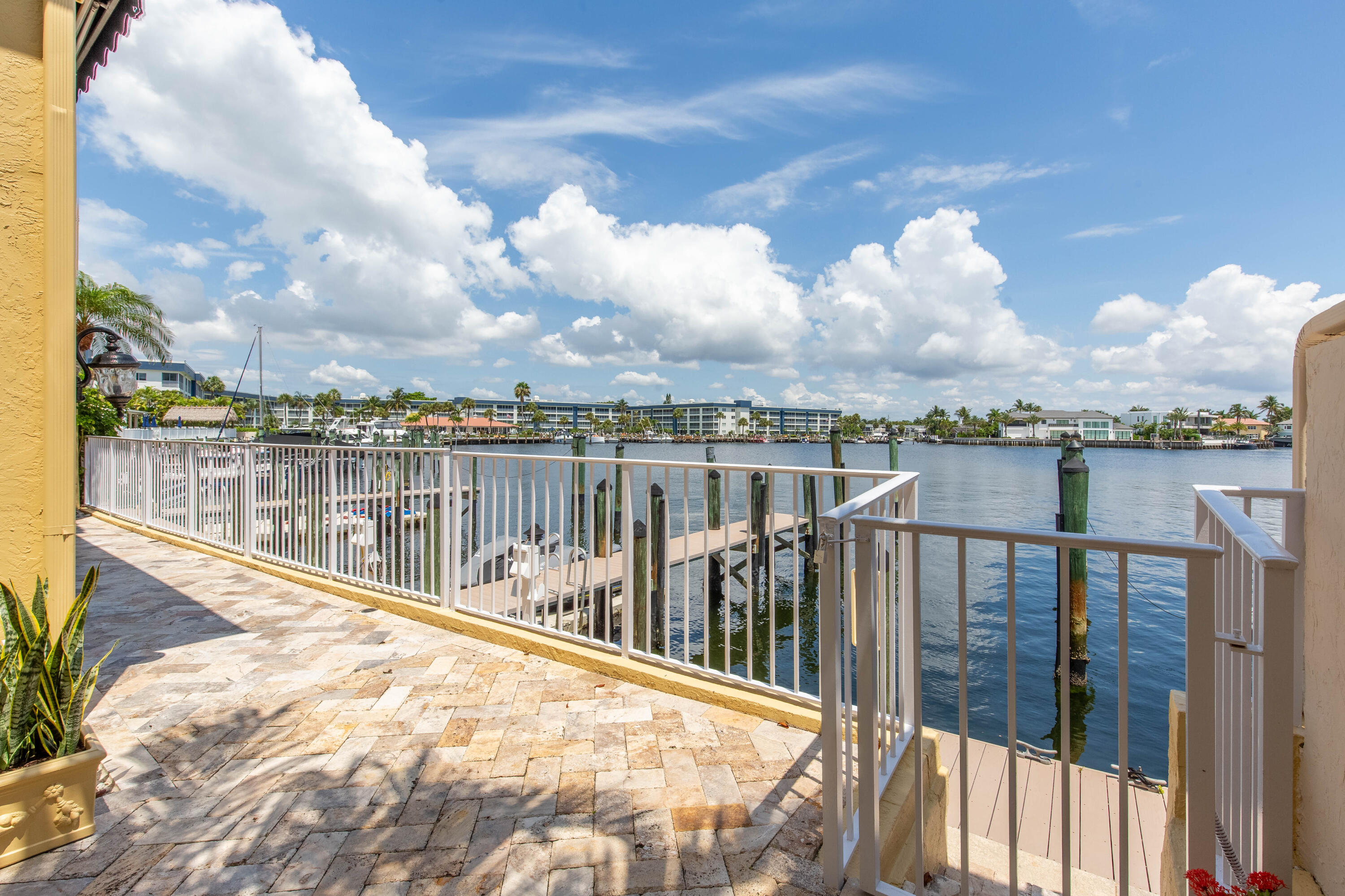 Pelican Harbor - Residential