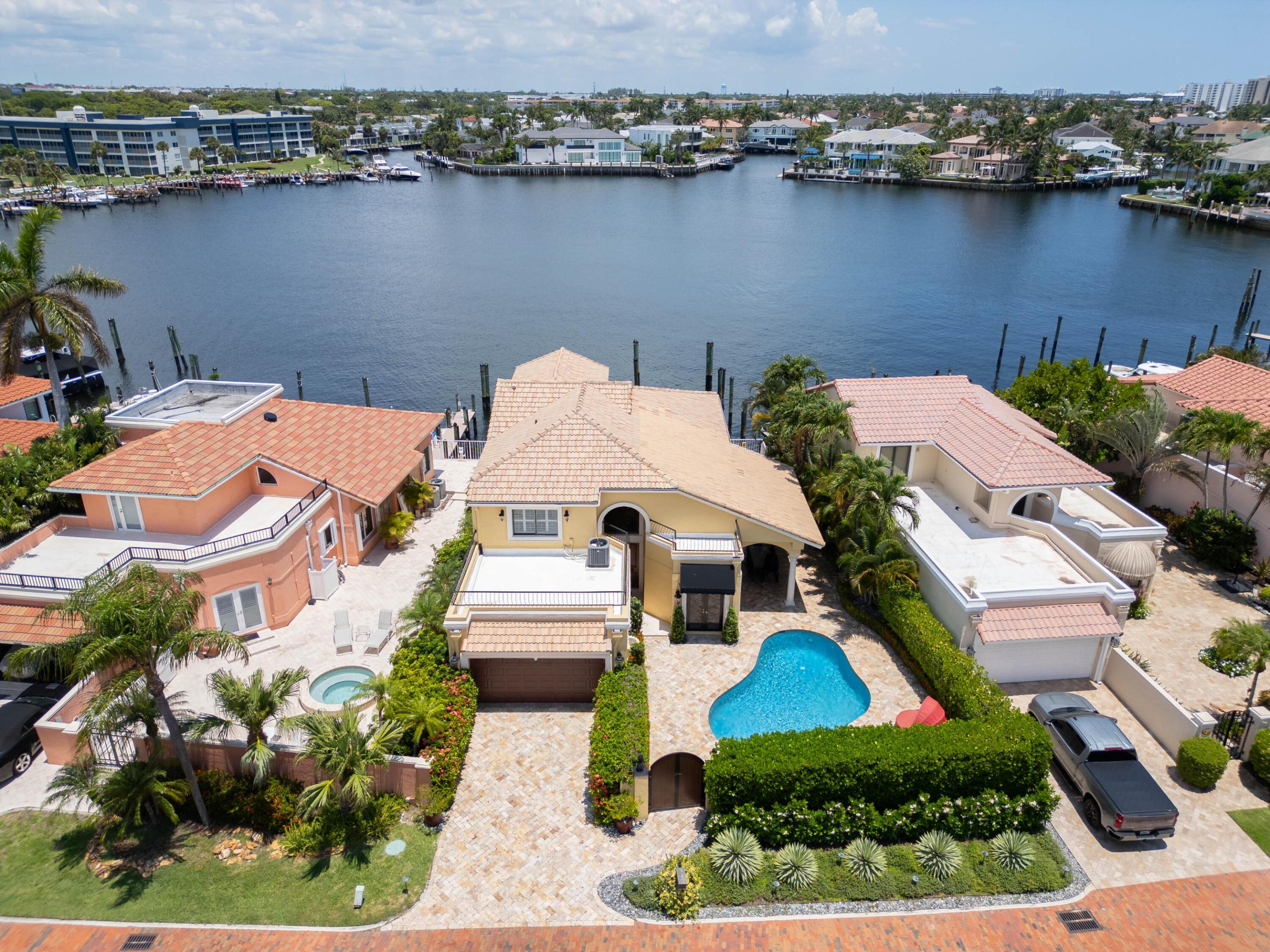 Pelican Harbor - Residential