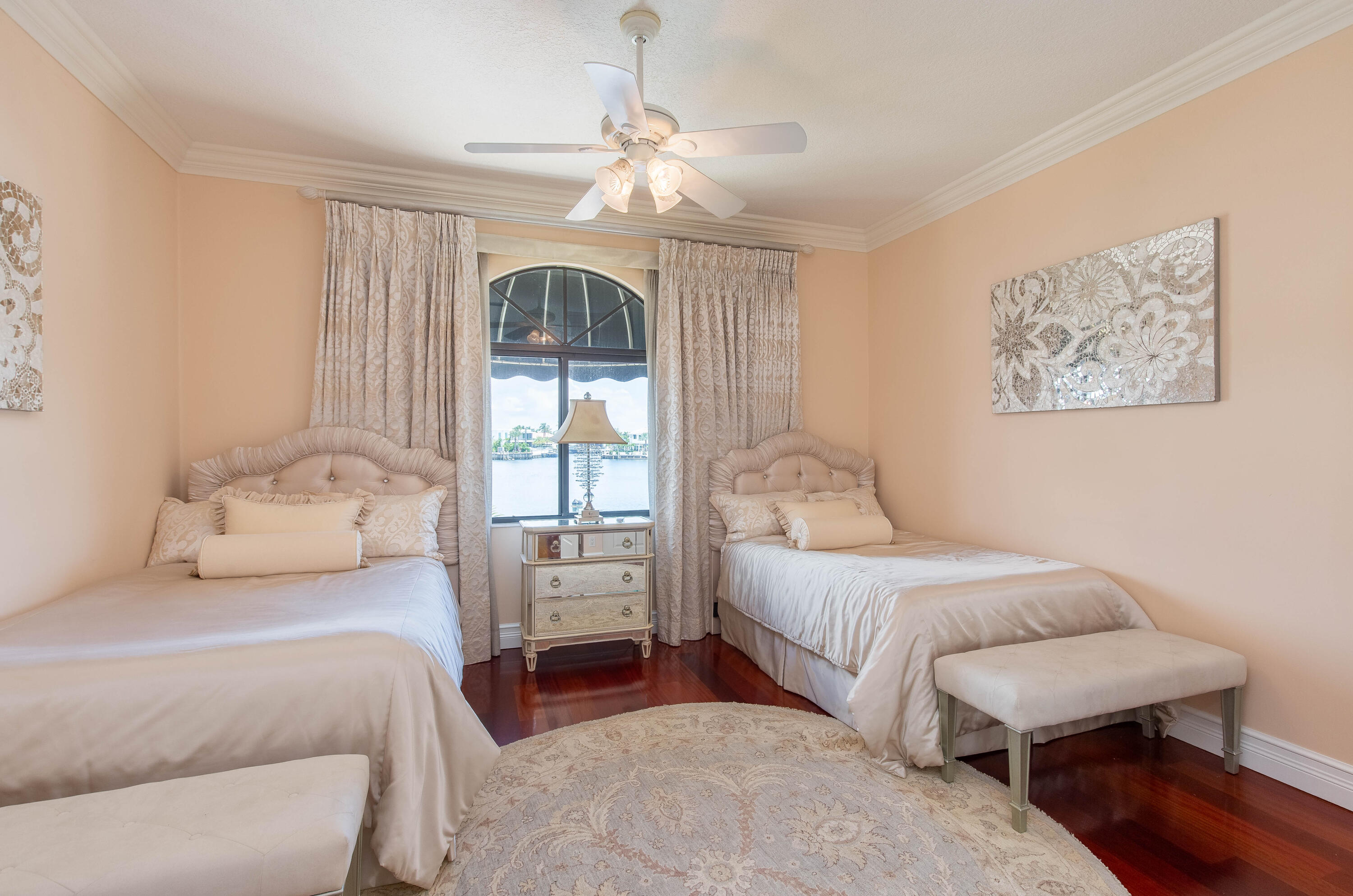 Pelican Harbor - Residential