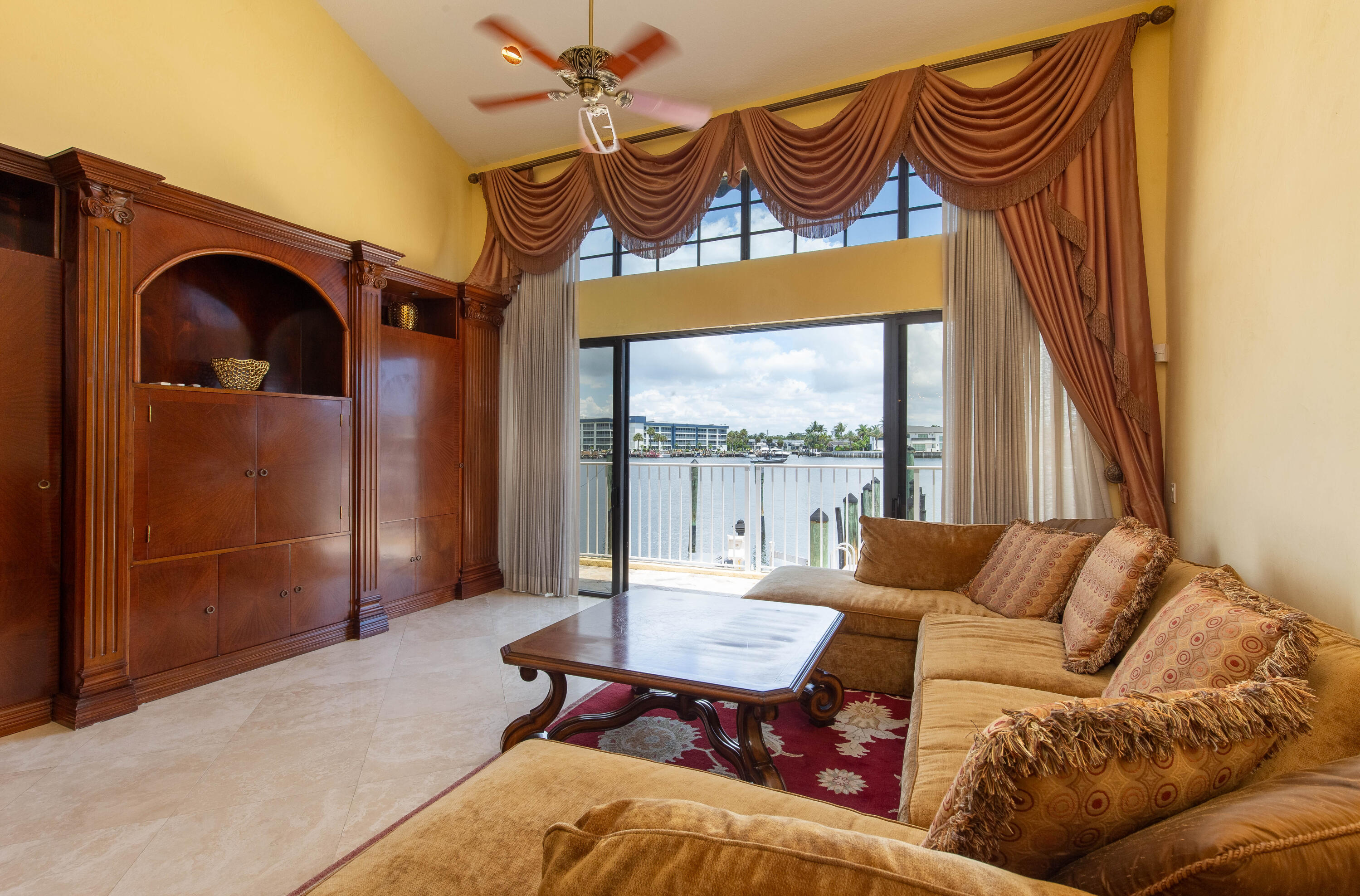 Pelican Harbor - Residential