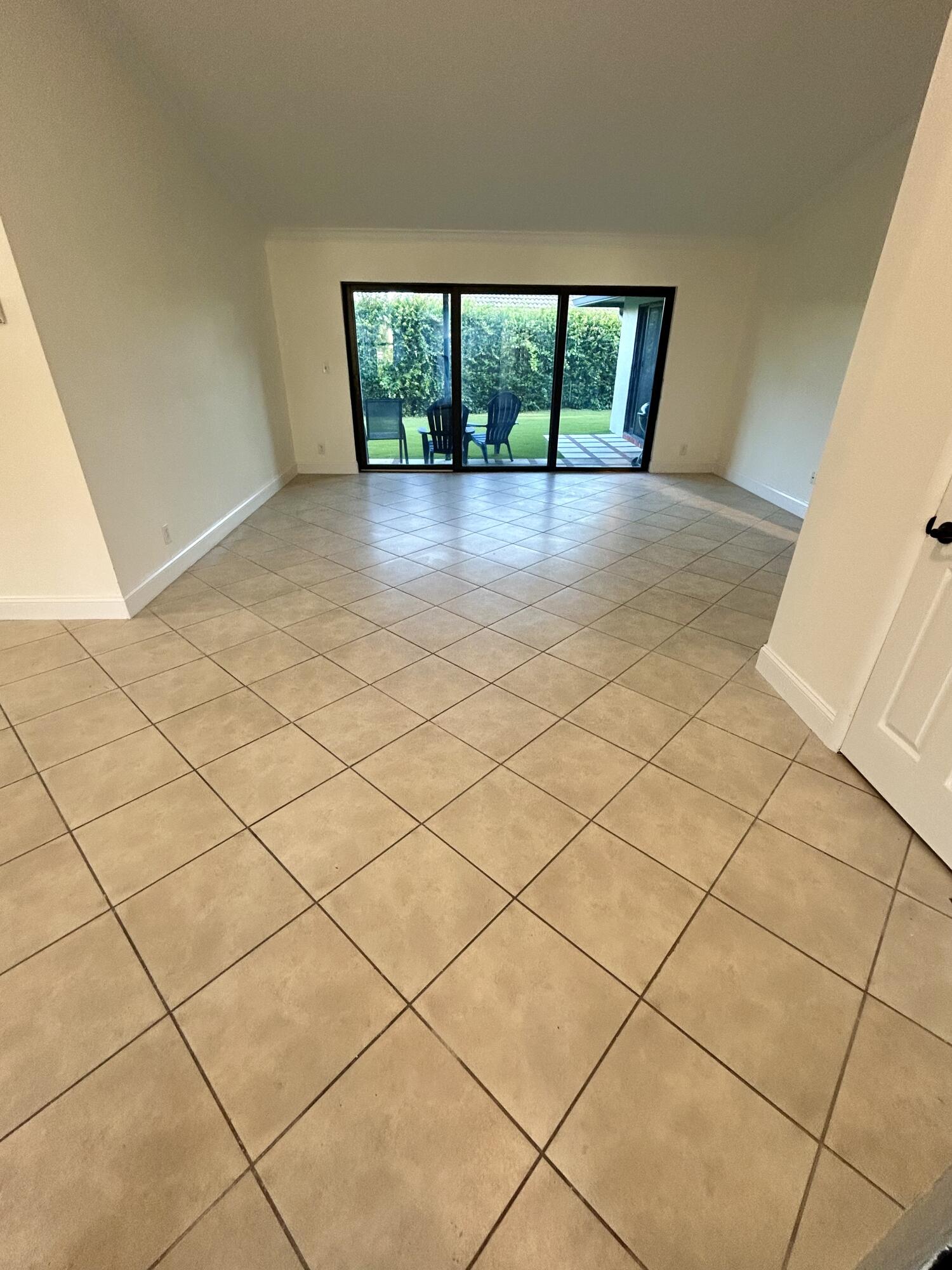 GREENS - Residential Lease
