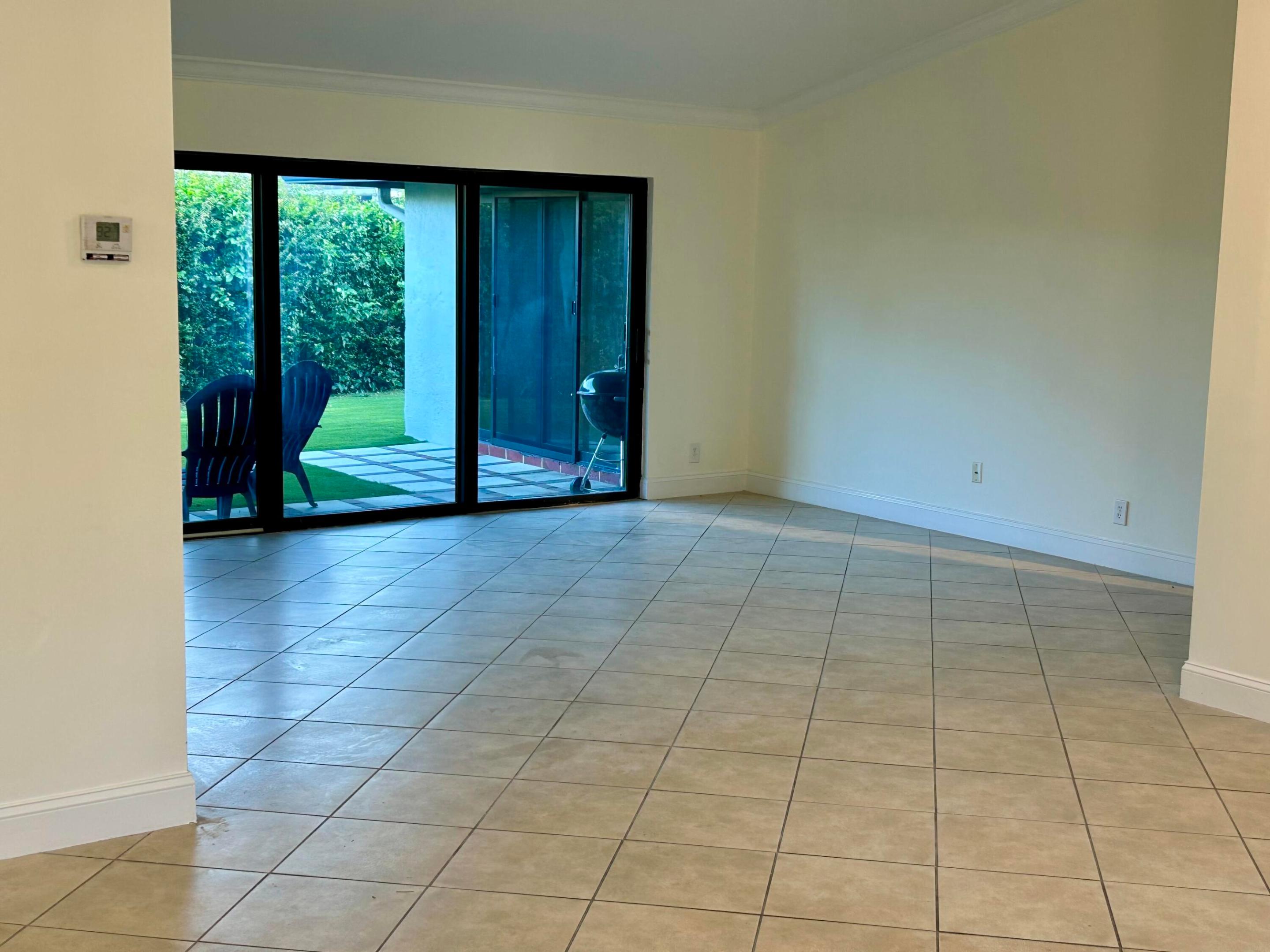 GREENS - Residential Lease