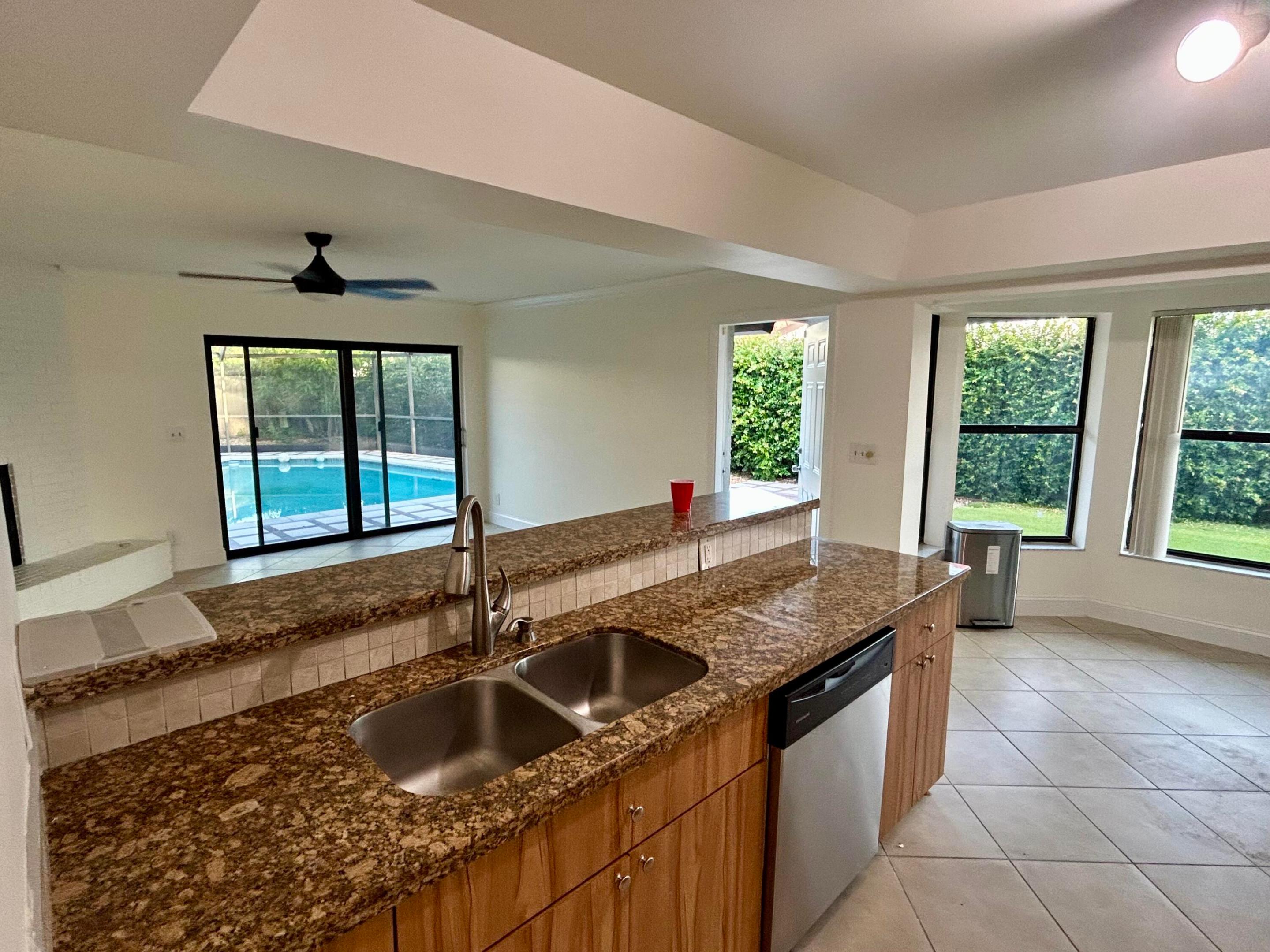 GREENS - Residential Lease