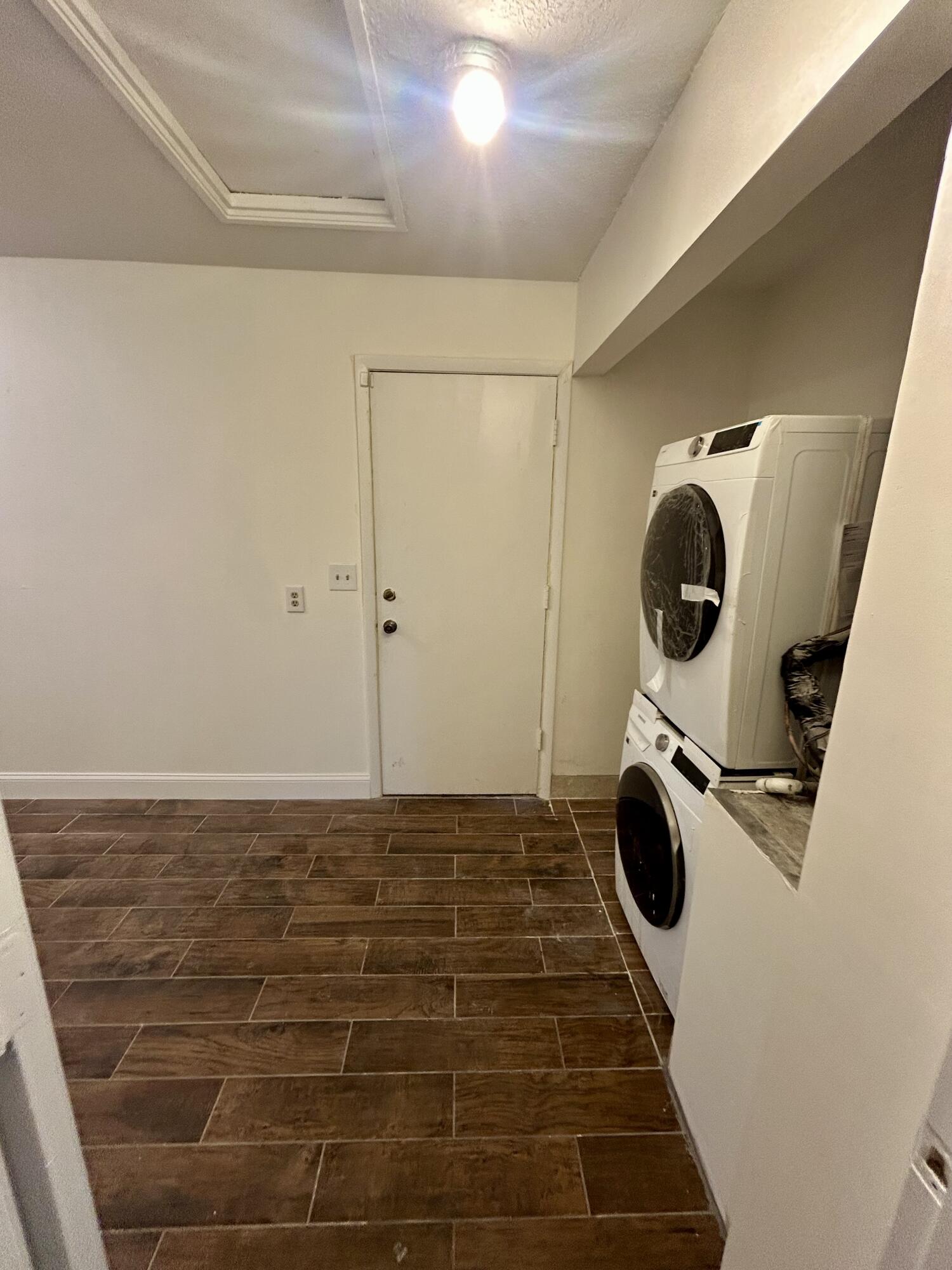 GREENS - Residential Lease