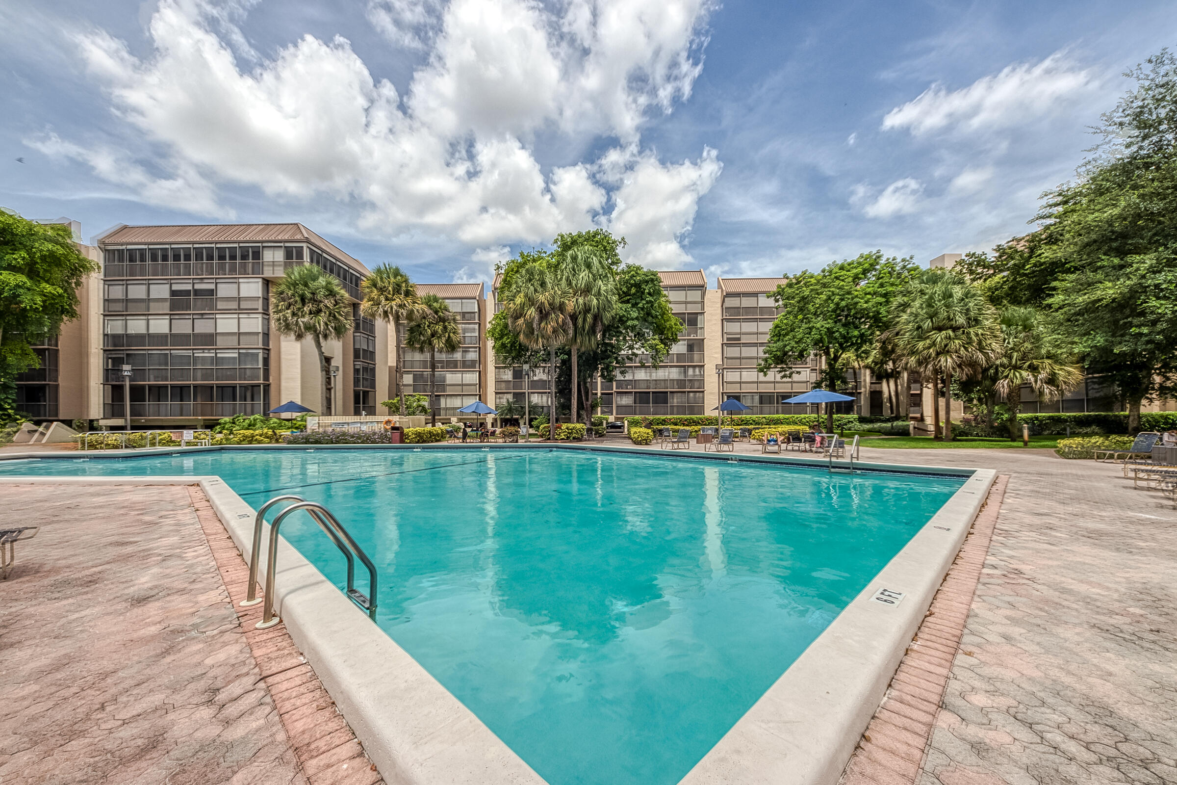 GRANDVIEW AT EMERALD HILLS CONDO - Residential