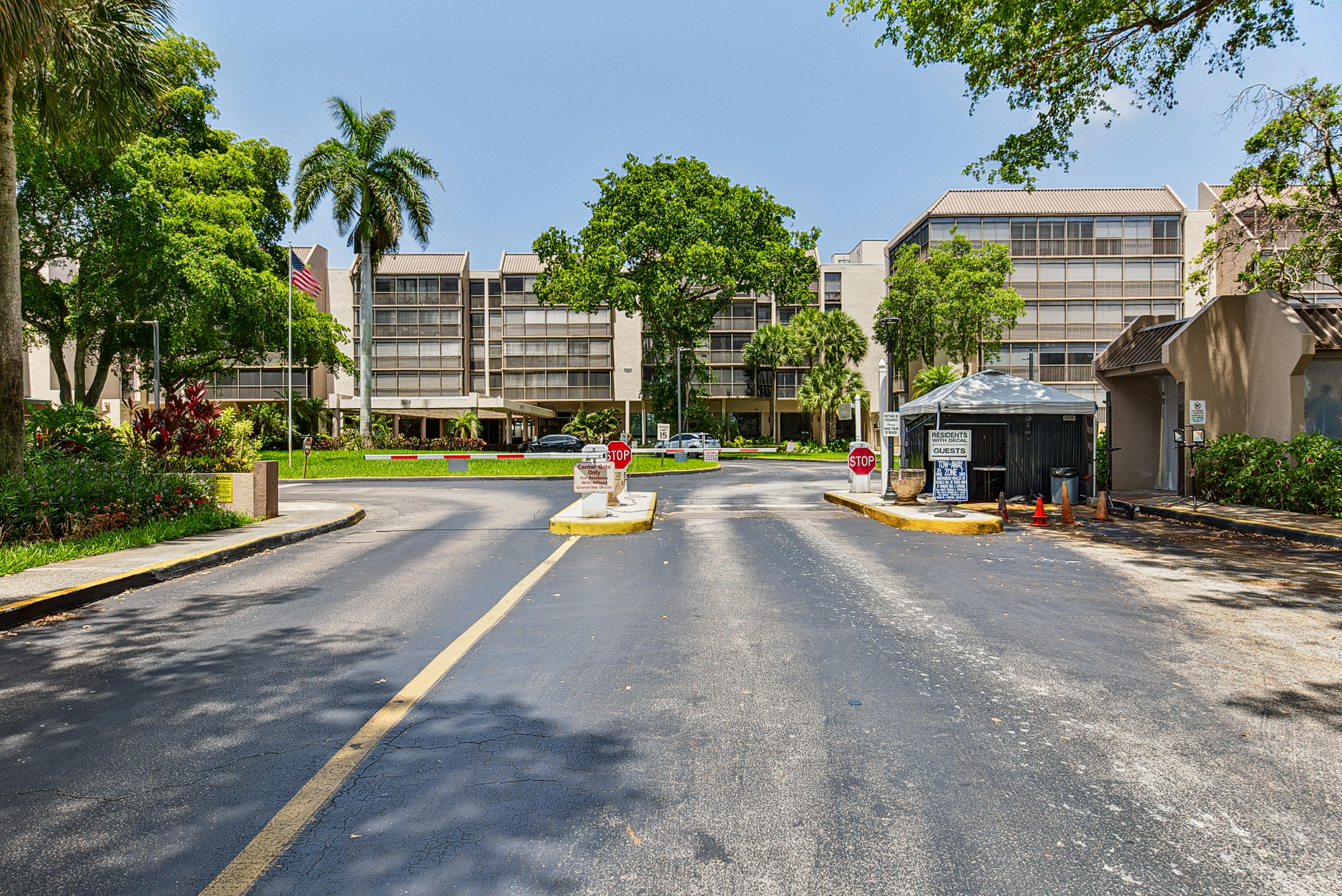 GRANDVIEW AT EMERALD HILLS CONDO - Residential