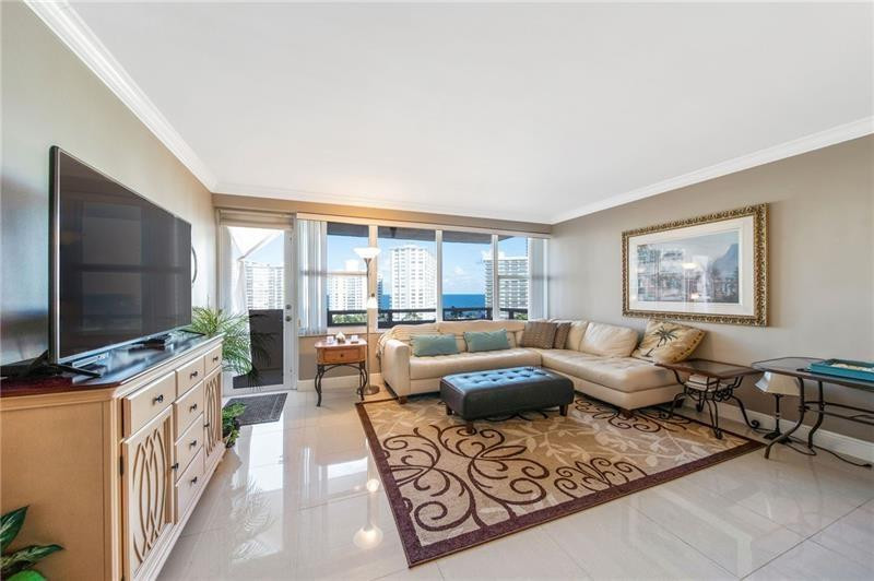 Coral Ridge Towers East - Residential