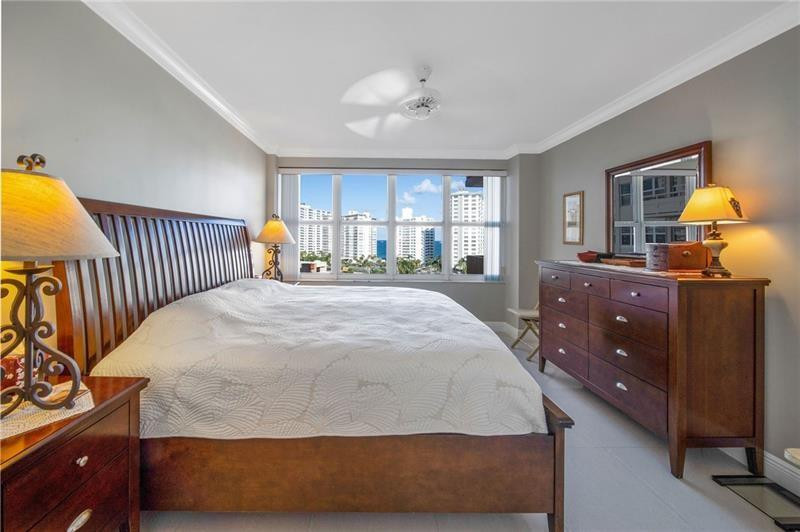 Coral Ridge Towers East - Residential