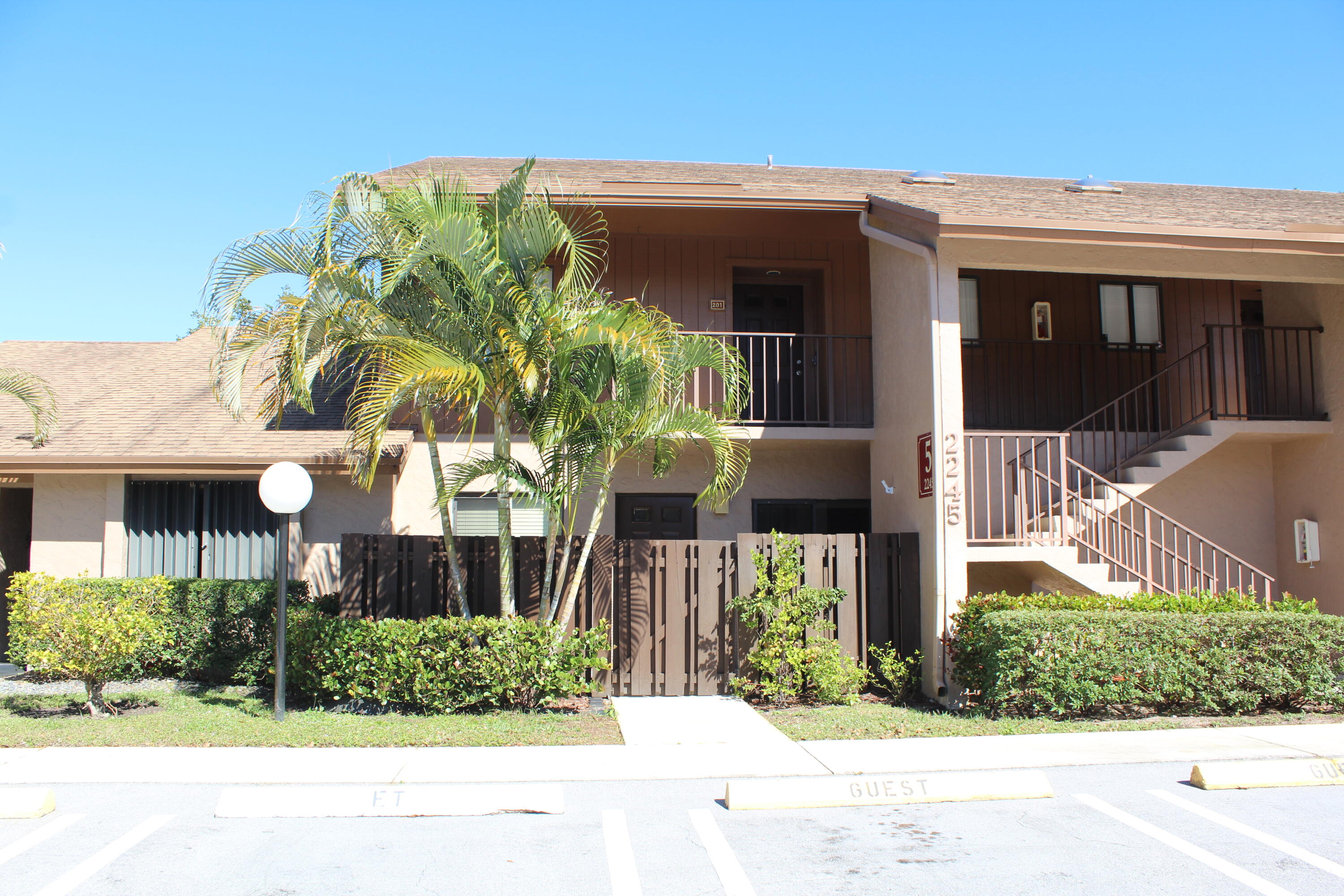 Great neighborhood, cozy 2 bedroom/2 bathroom with a beautiful backyard on the first floor and updated kitchen. Park and Walk Right Into Unit. Front Entry has a Private Gated Area with a Small Garden Area and a Storage Closet. This Unit Features Tile Throughout. No Carpet! Screened back Patio Overlooks Large Open Green Space. The Environment Complex is Located in Delray Beach Just Miles From Atlantic Avenue and the Beaches. Close to 95 and Shopping. Community Pool. This Will Fly. Hurry.