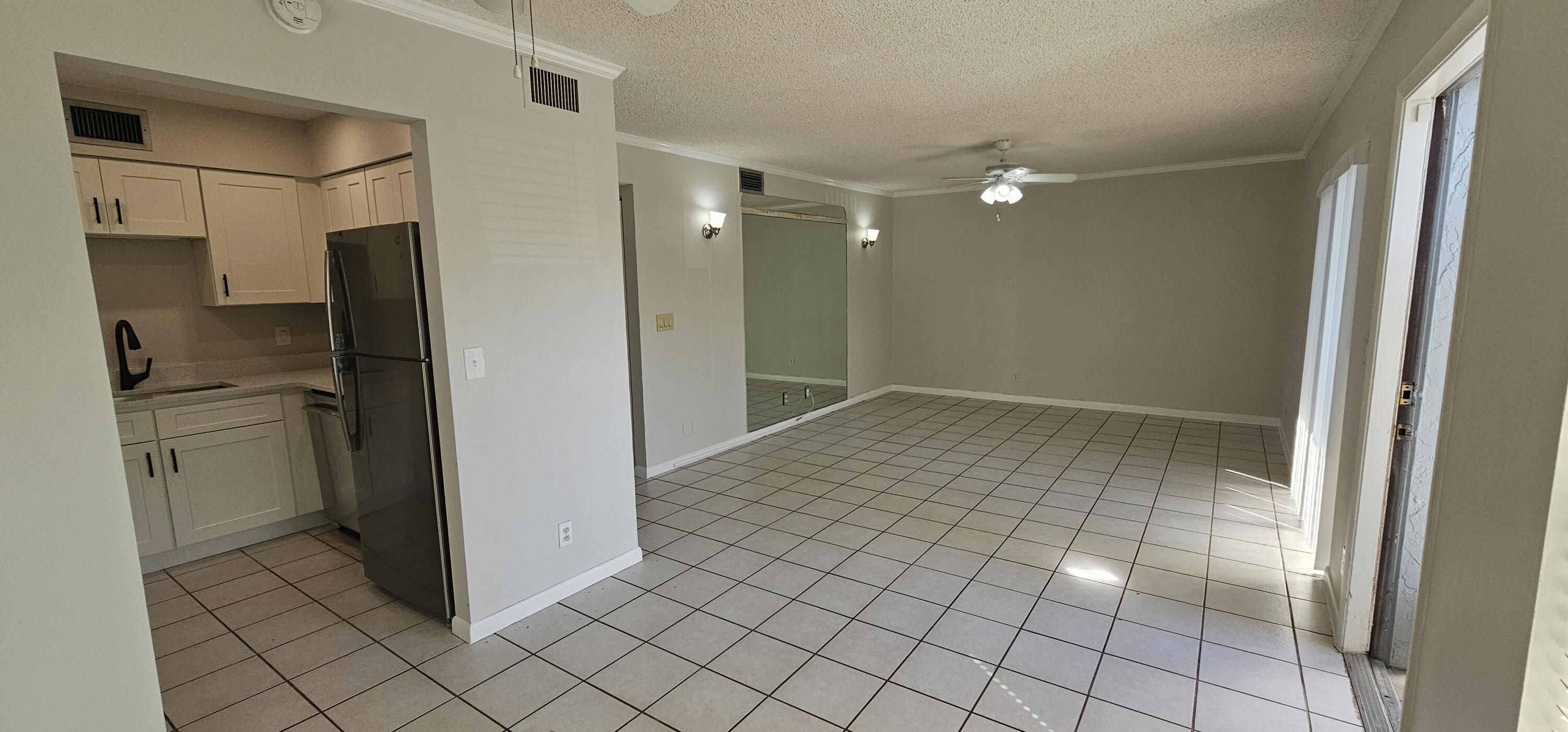 ENVIRONMENT I CONDO - Residential Lease