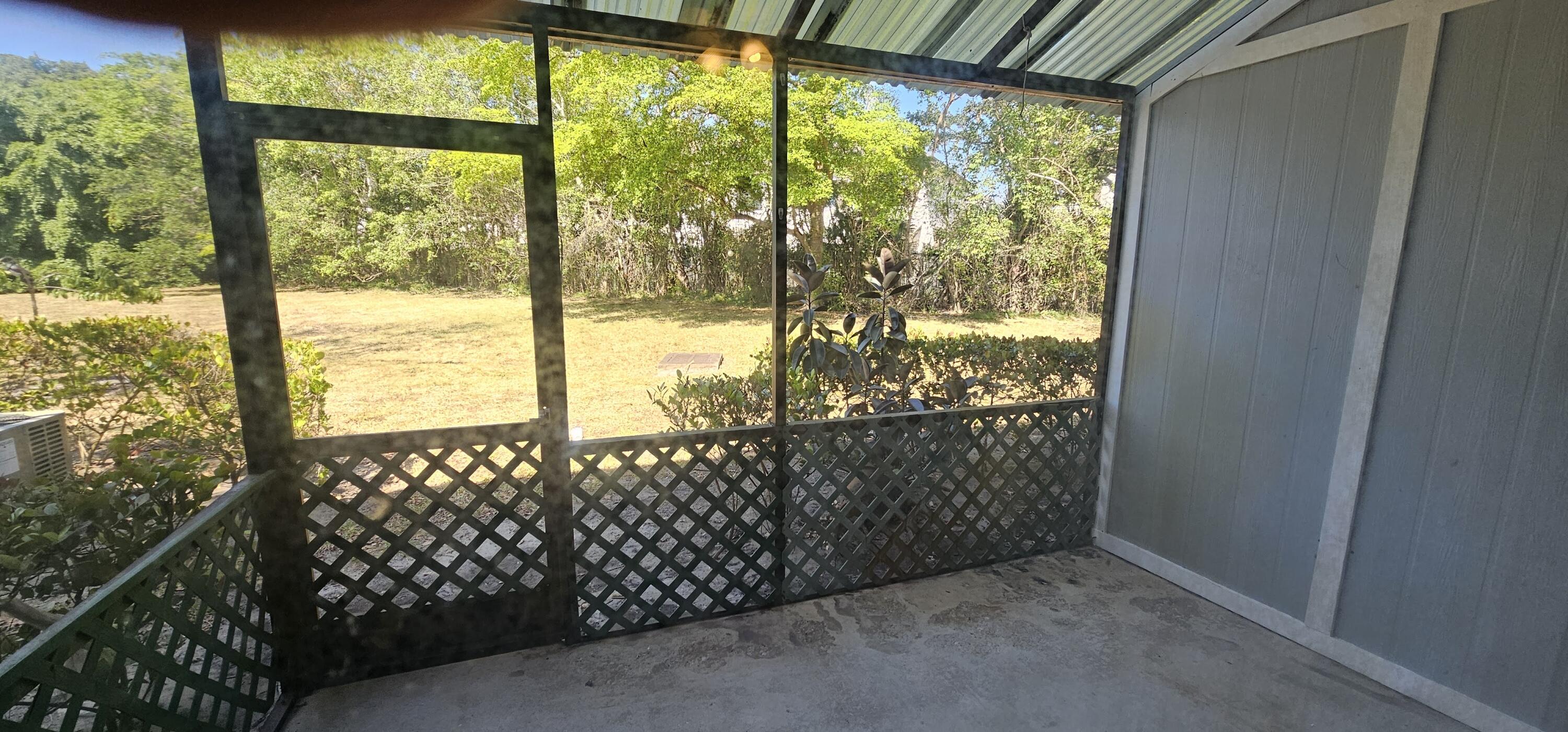 ENVIRONMENT I CONDO - Residential Lease