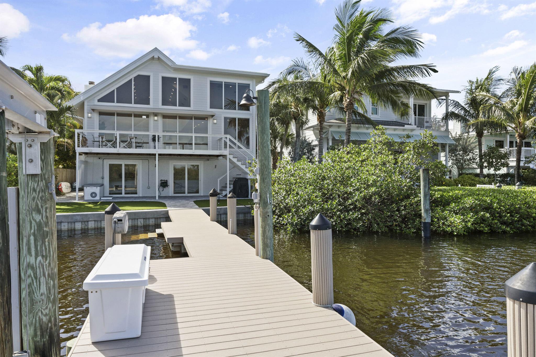 YACHT CLUB ESTATES - Residential