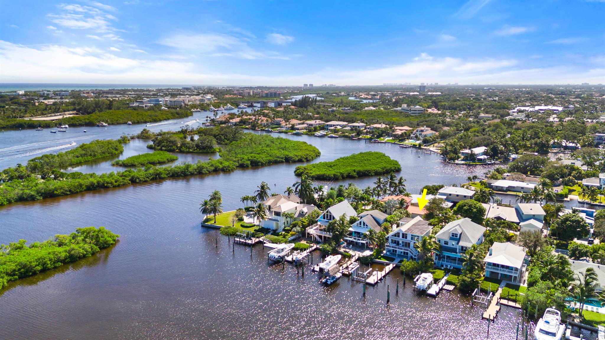 YACHT CLUB ESTATES - Residential