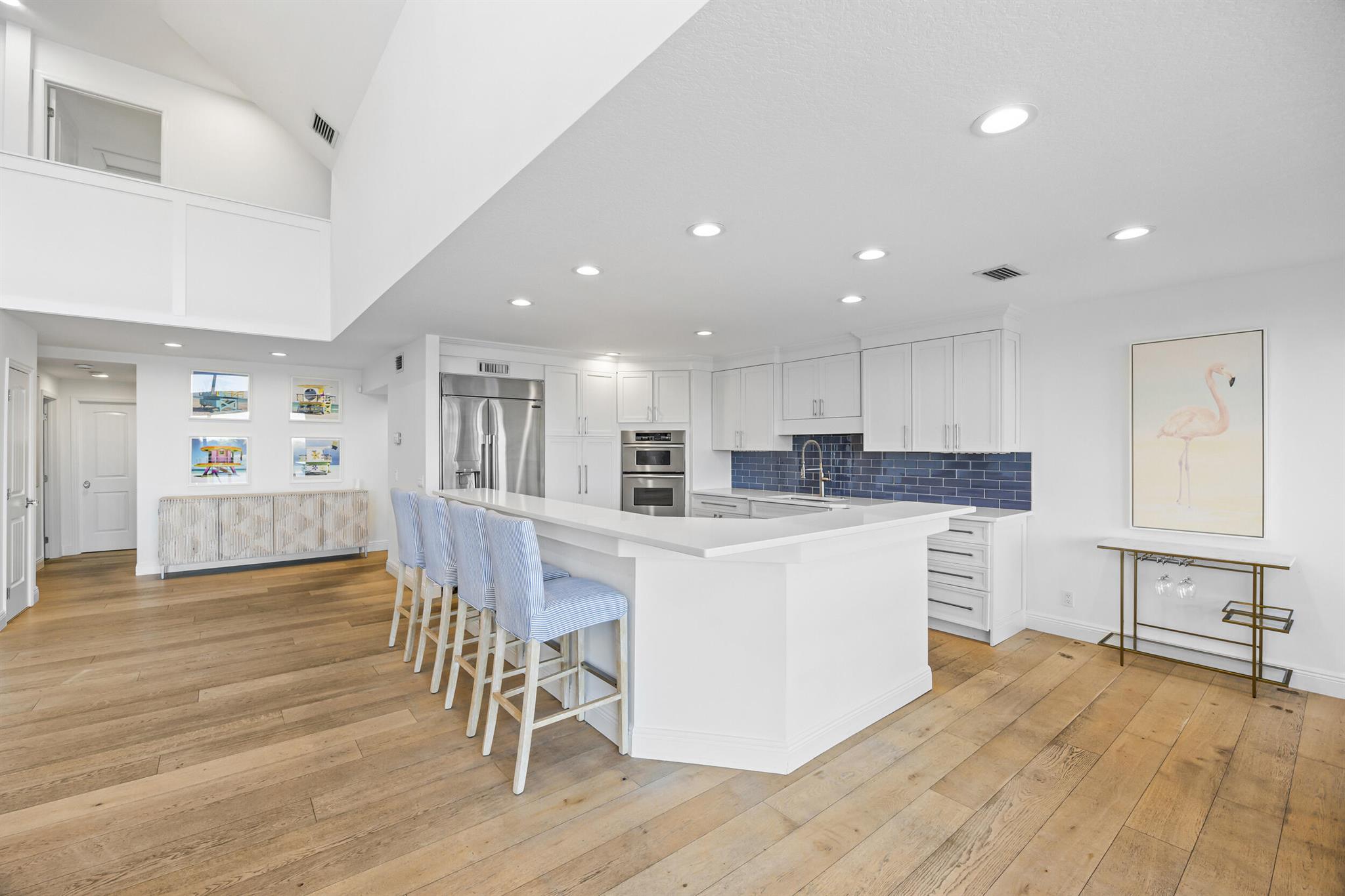 YACHT CLUB ESTATES - Residential