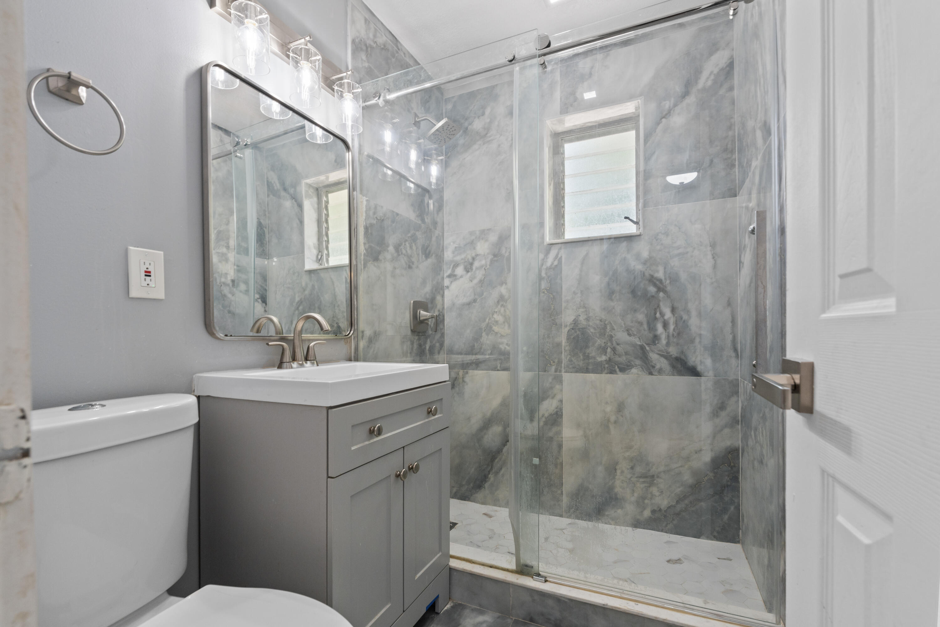 BROWN SAM JR - Residential Lease