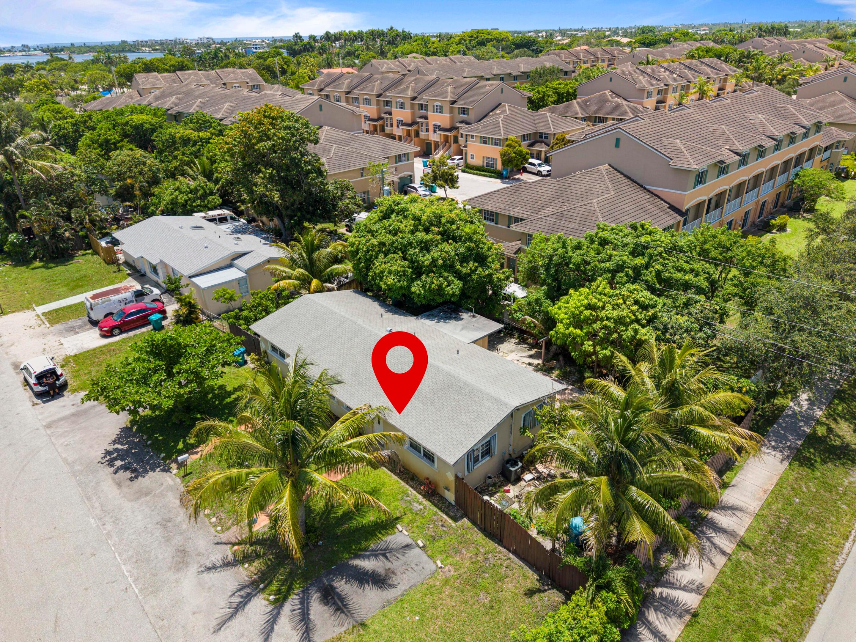 BROWN SAM JR - Residential Lease