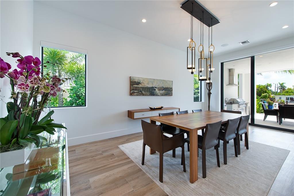 RIO VISTA ISLES - Residential