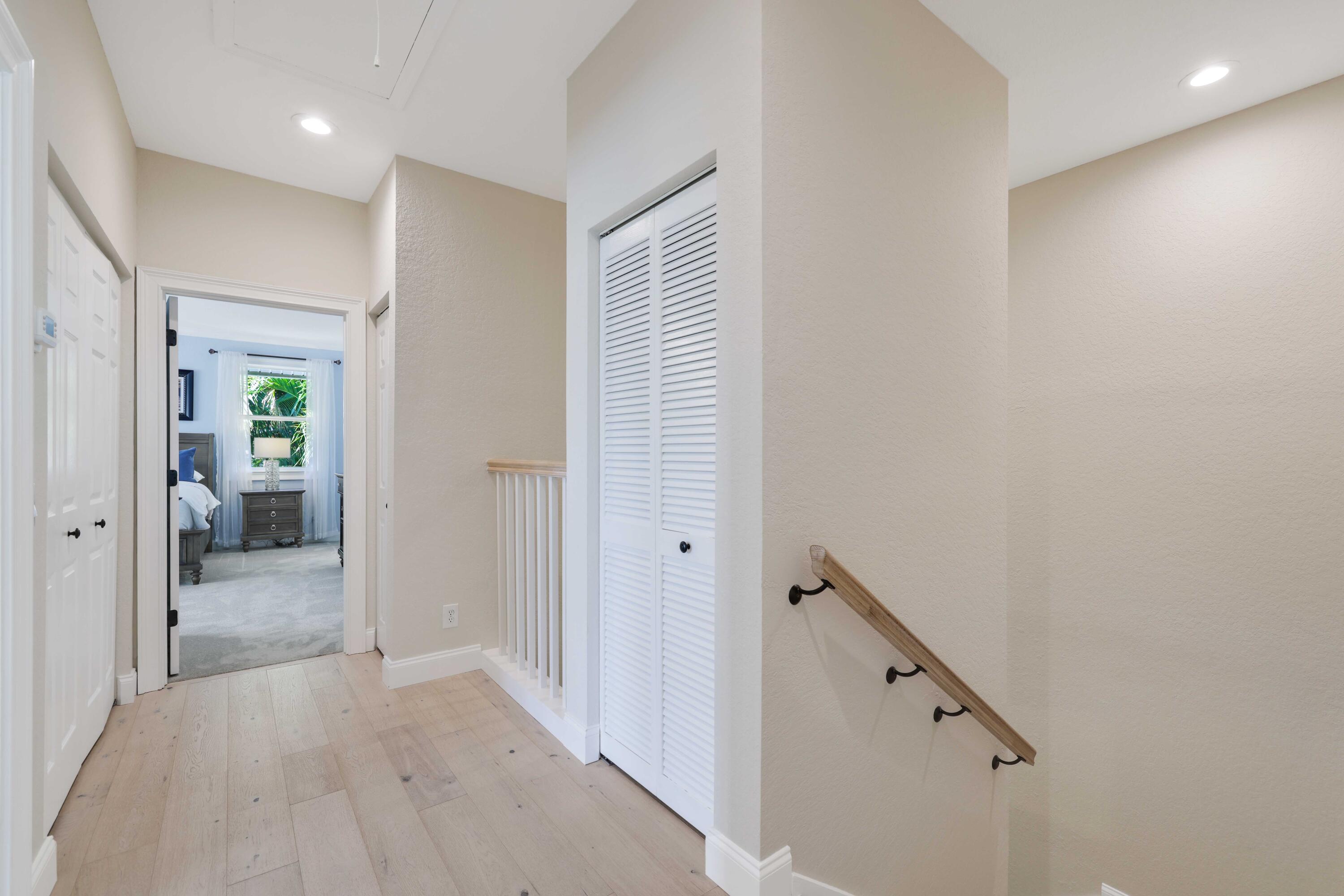 BAREFOOT COVE TOWNHOMES - Residential