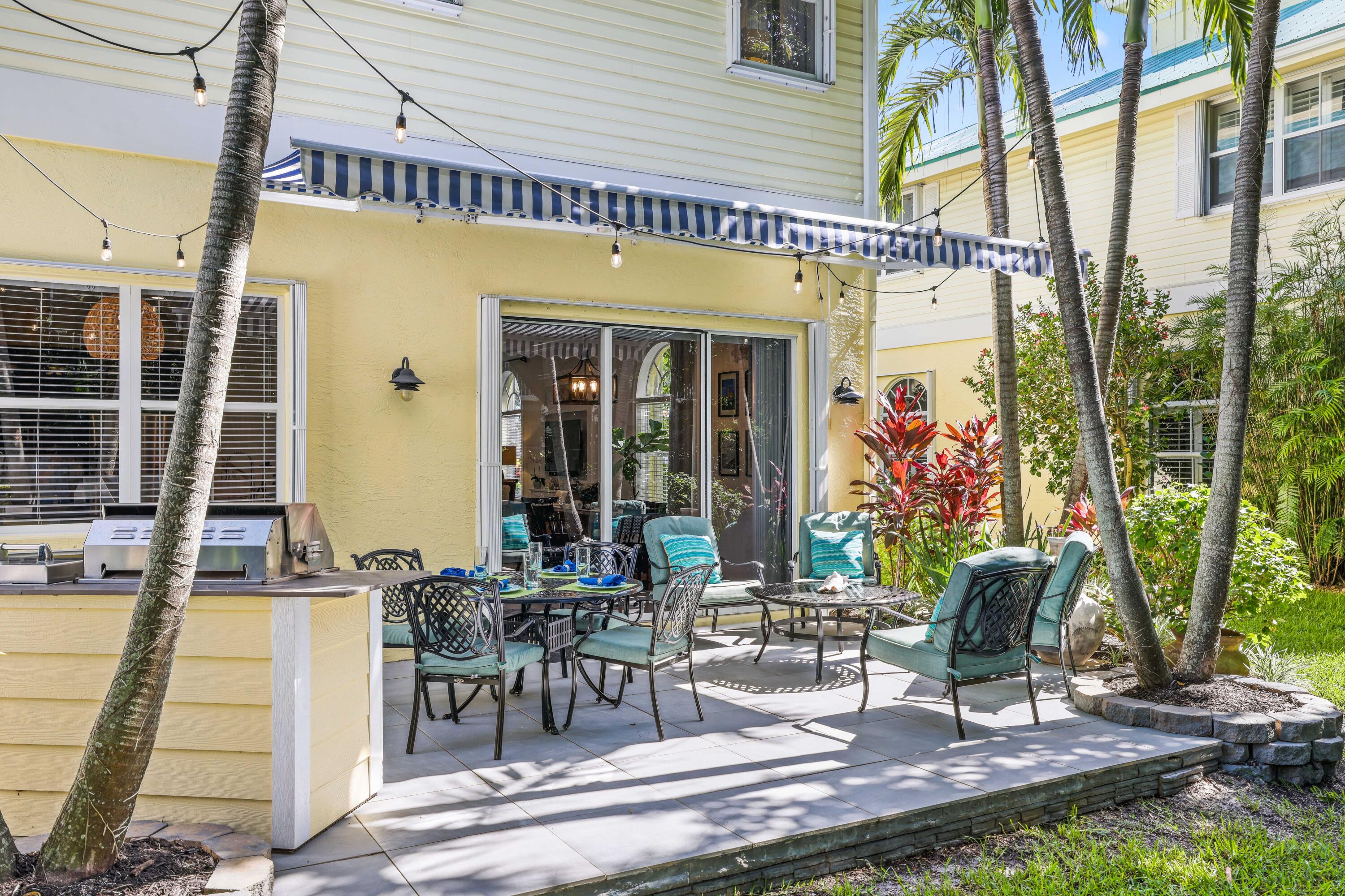 BAREFOOT COVE TOWNHOMES - Residential
