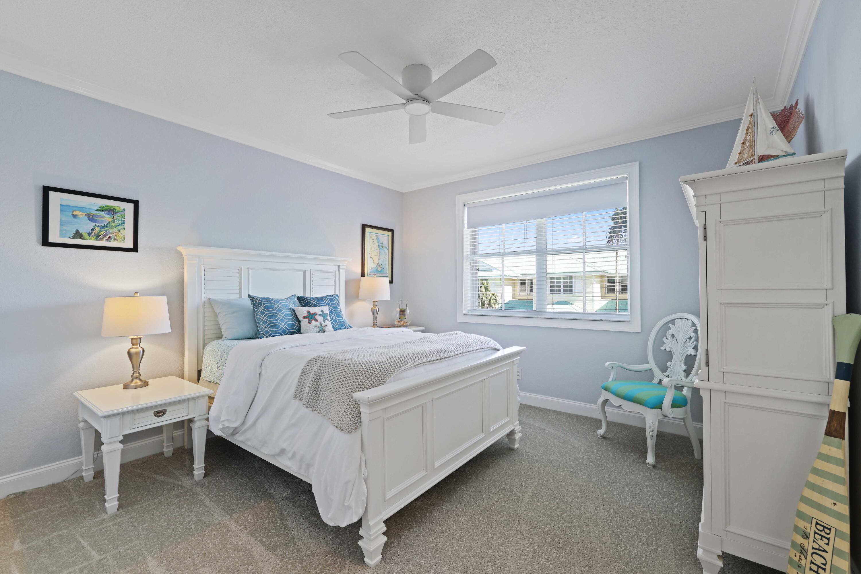 BAREFOOT COVE TOWNHOMES - Residential
