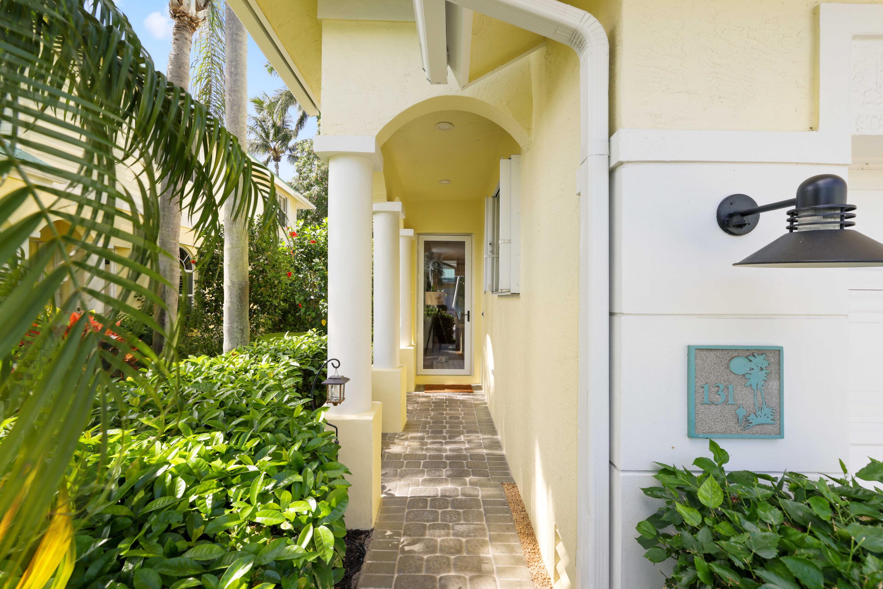 BAREFOOT COVE TOWNHOMES - Residential