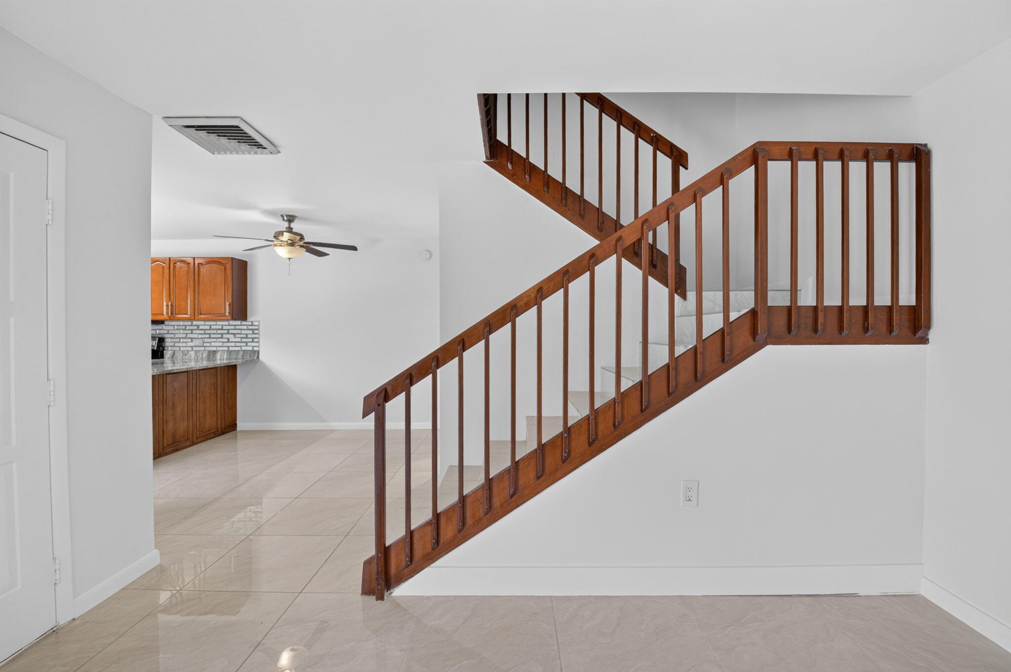 DELRAY OAKS WEST 1 & 2 CONDS DECLS FILED 2-17-81 I - Residential