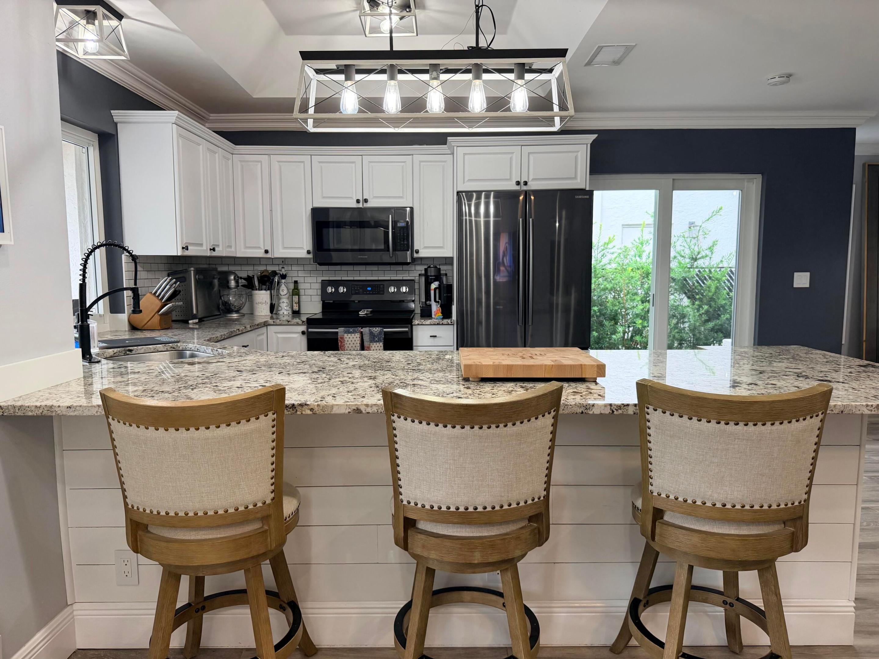 WINSTON PARK - Residential Lease