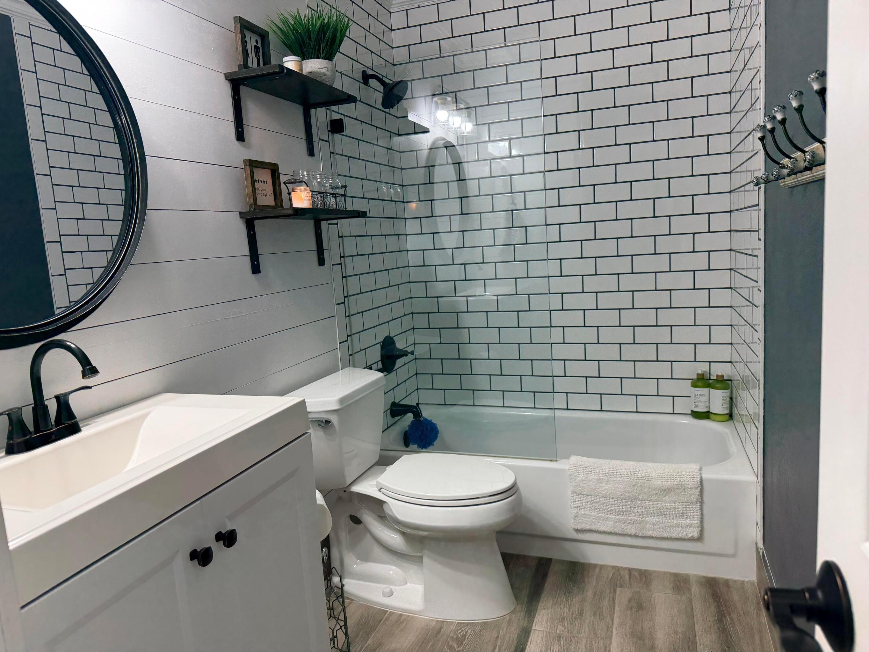 WINSTON PARK - Residential Lease