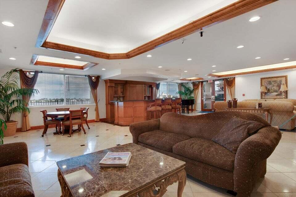 FLAGLER POINTE CONDO - Residential Lease