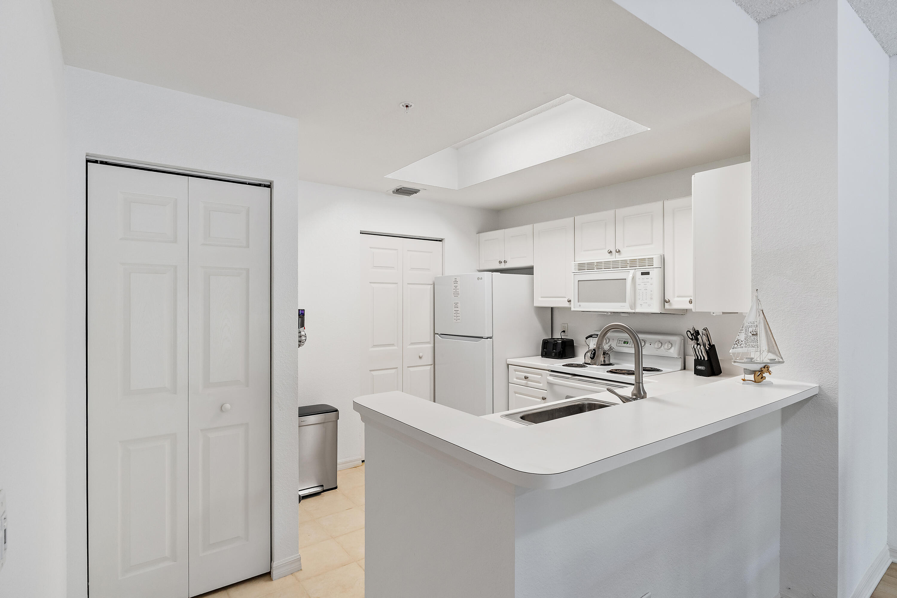 SAN MATERA THE GARDENS CONDO - Residential