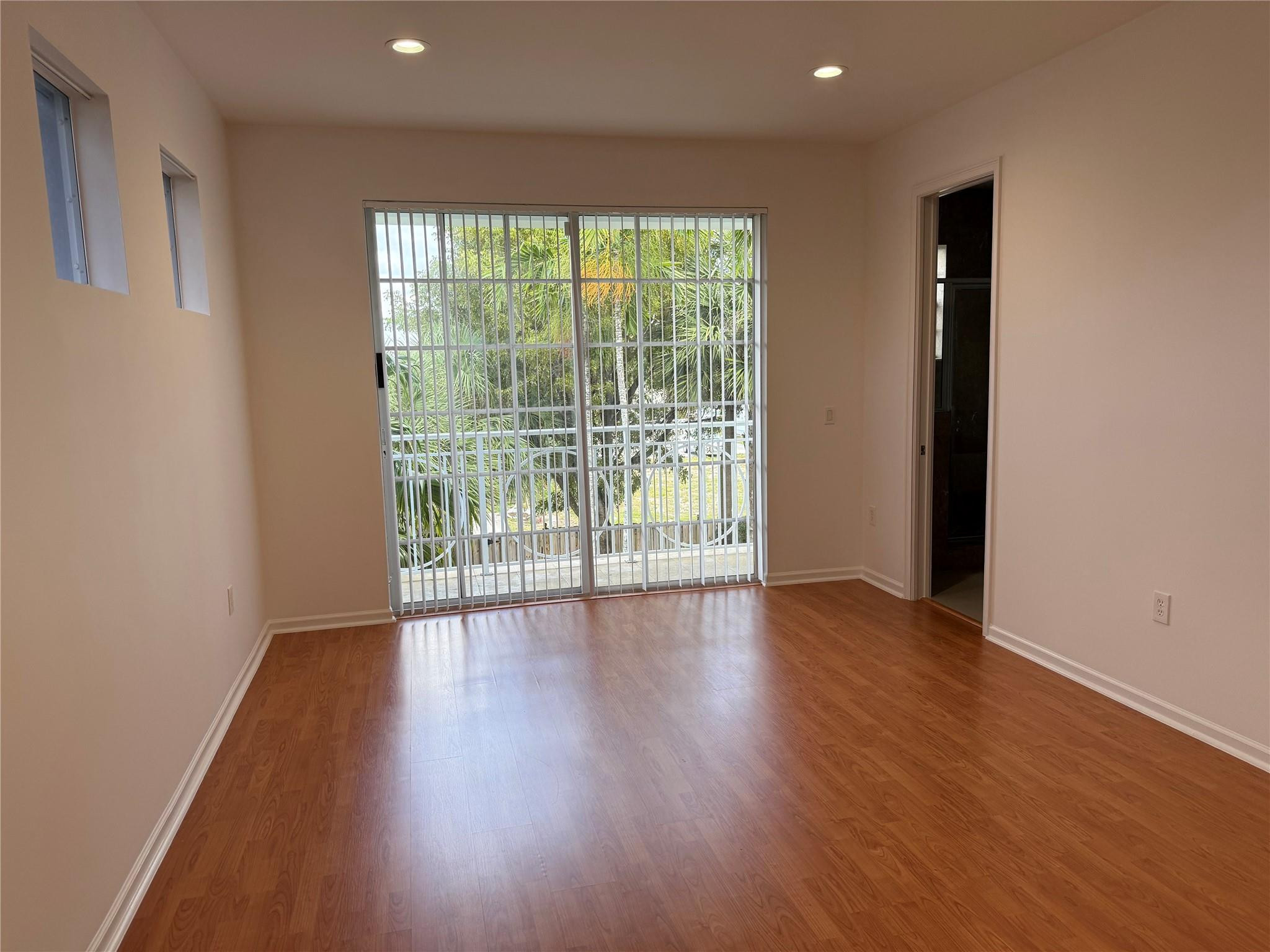 TOWN OF LAKE WORTH - Residential Lease