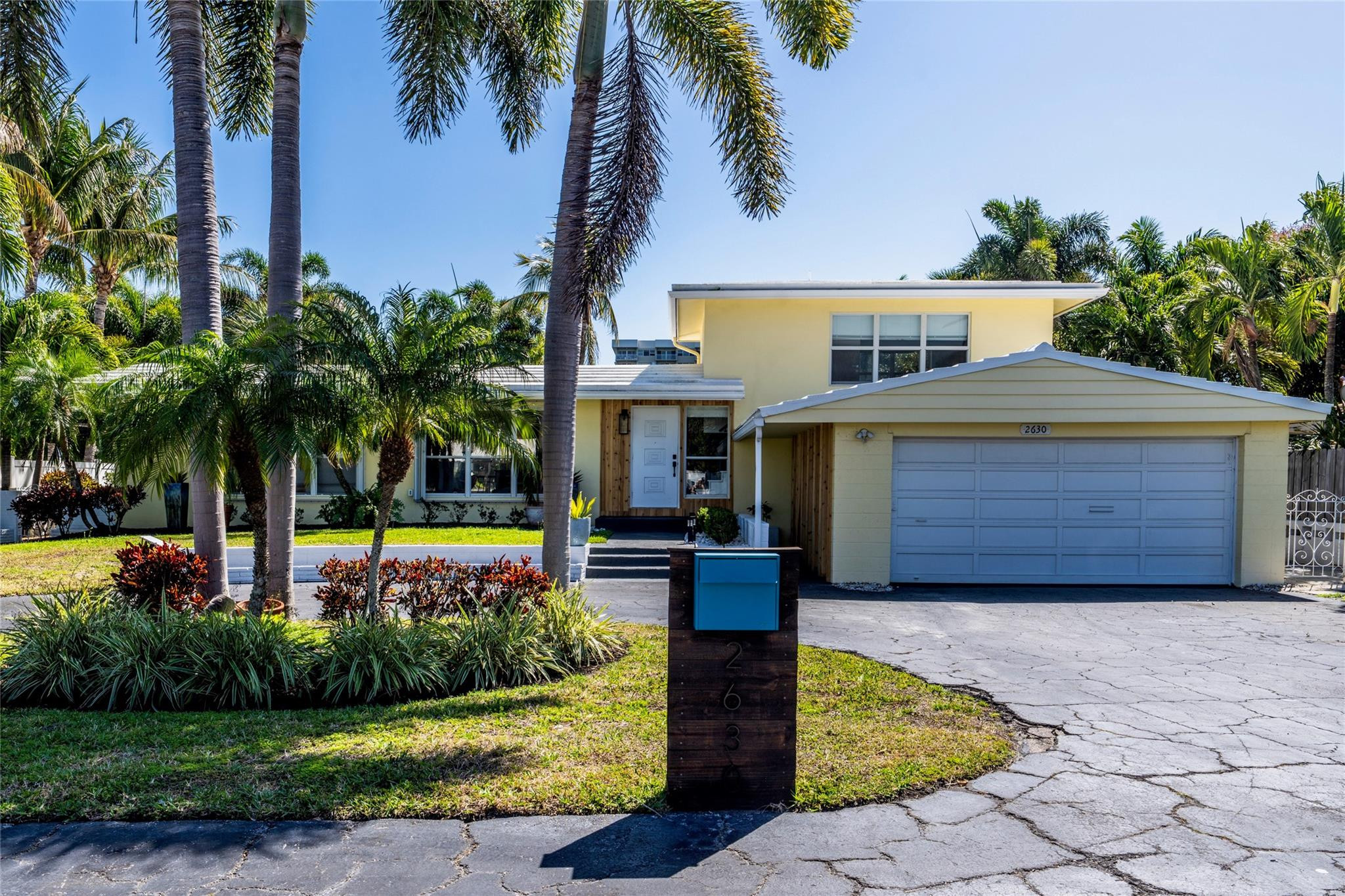 LIGHTHOUSE POINT FIRST SE - Residential